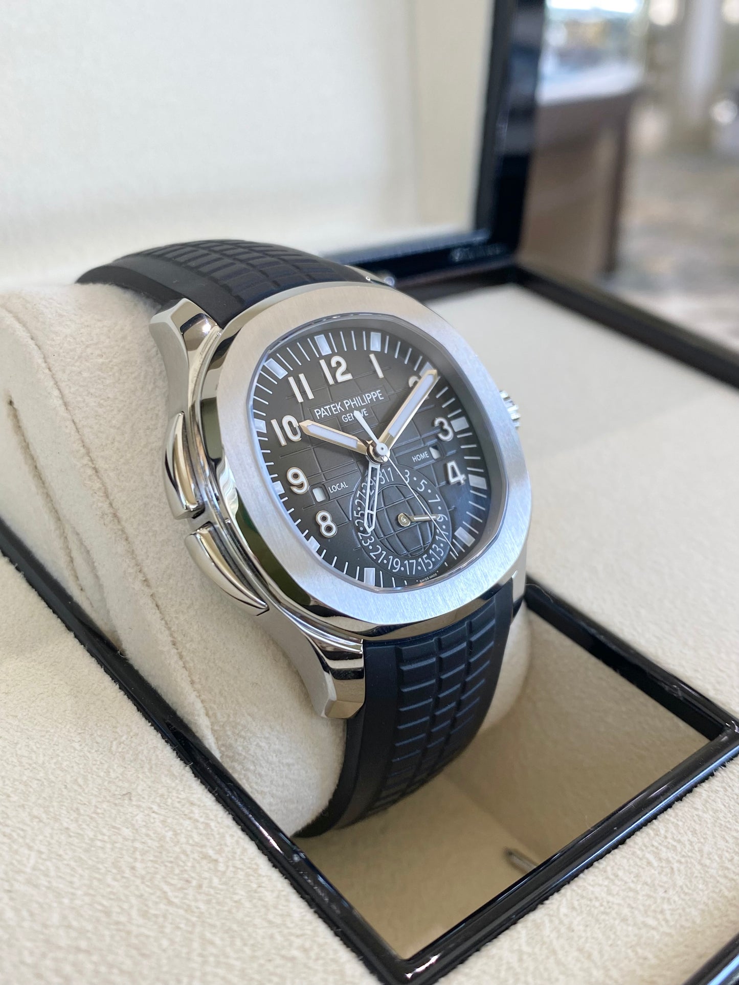2024 Patek Philippe Aquanaut Travel Time 5164A