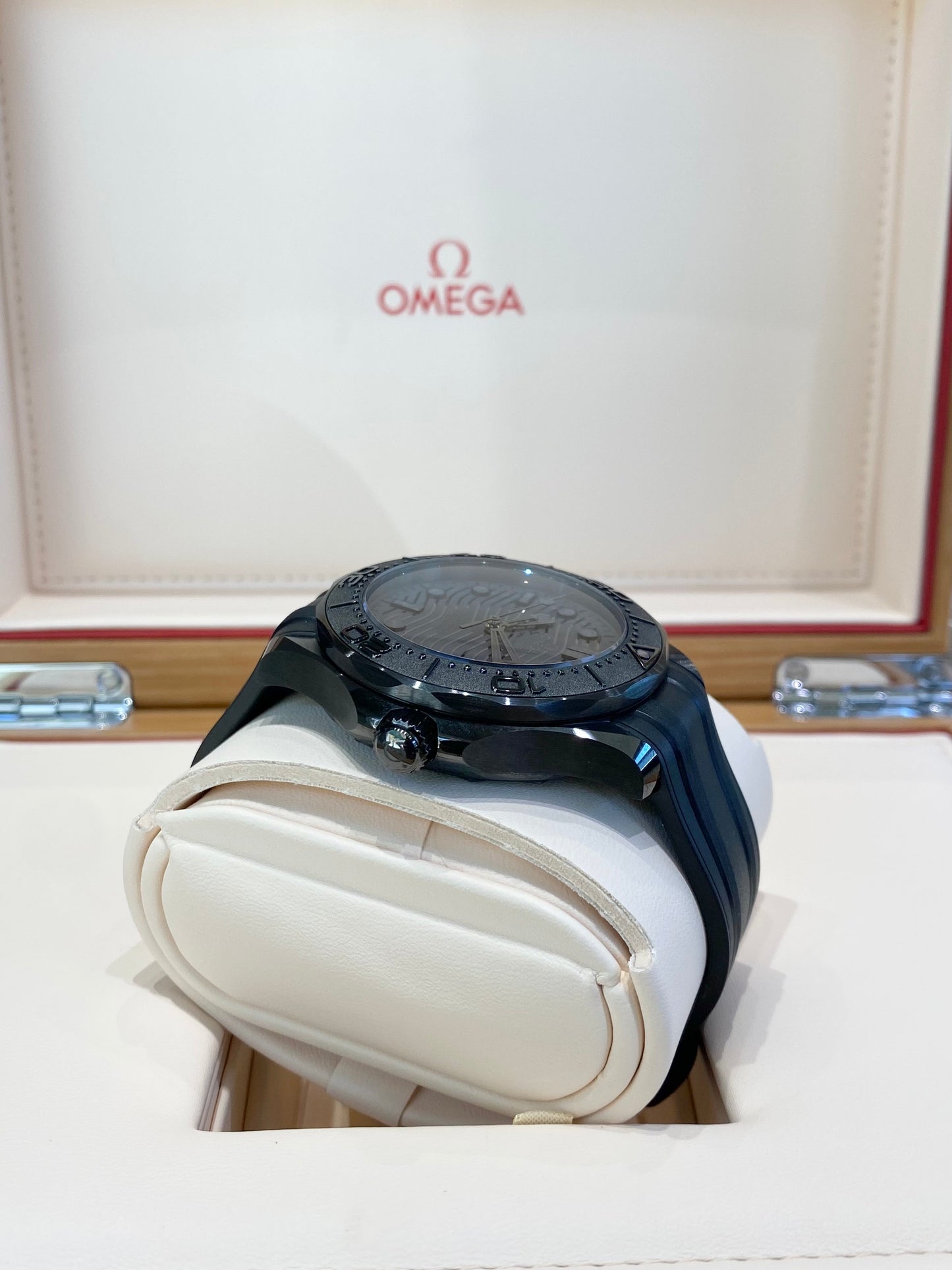 Omega Seamaster Diver 300M