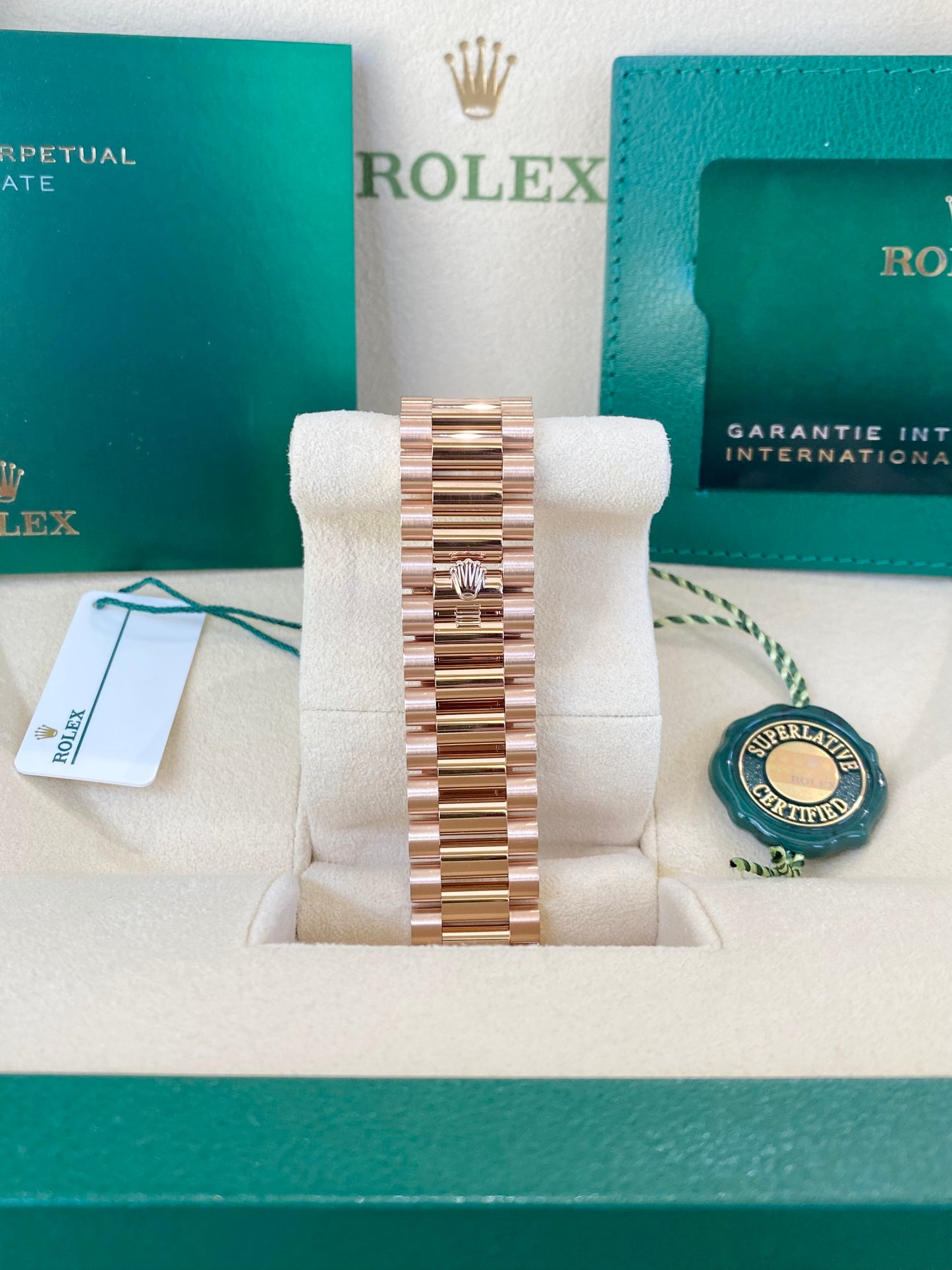 Rolex Day-Date 40 228235