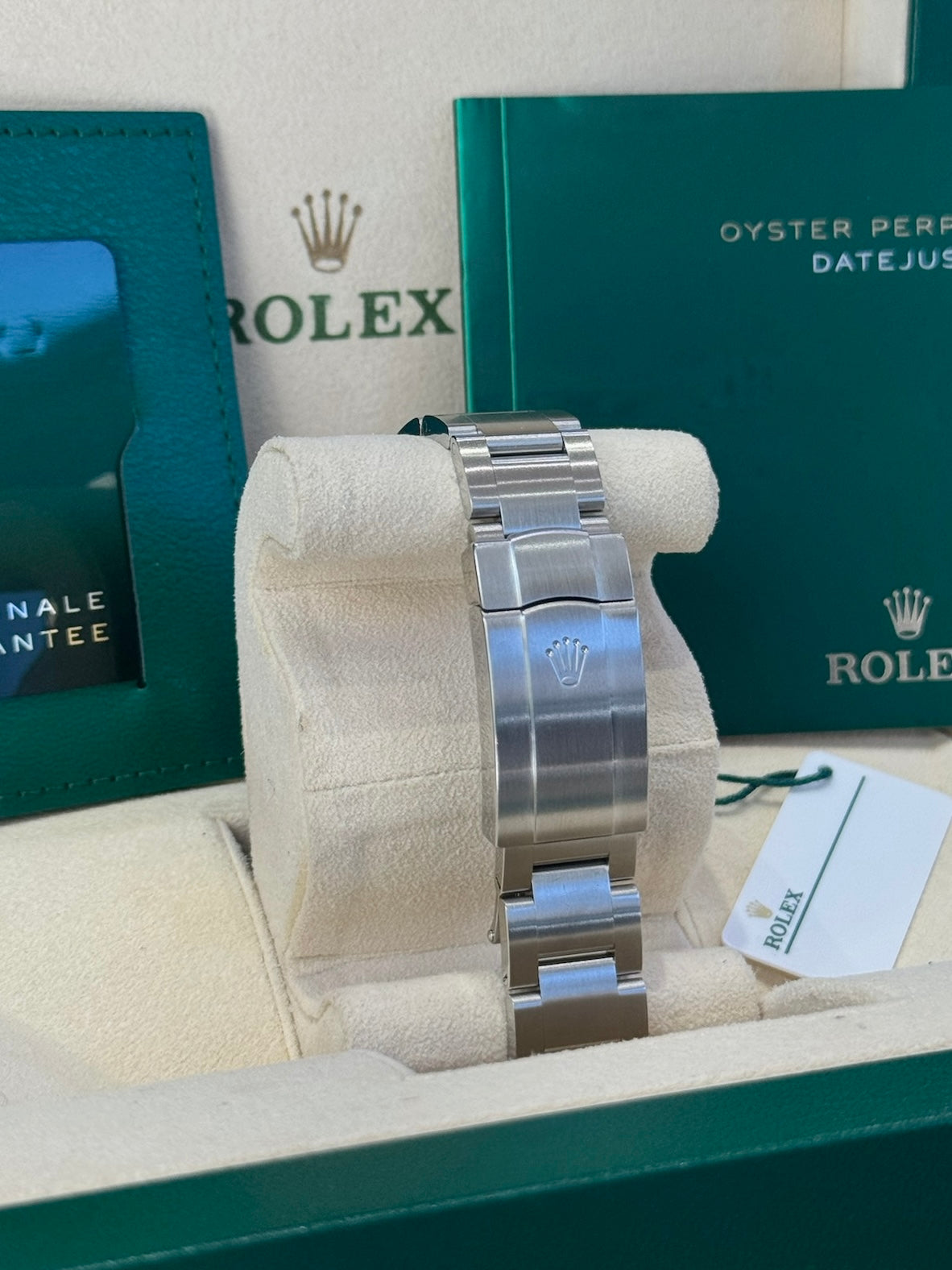 2022 Rolex Oyster Perpetual 41 124300
