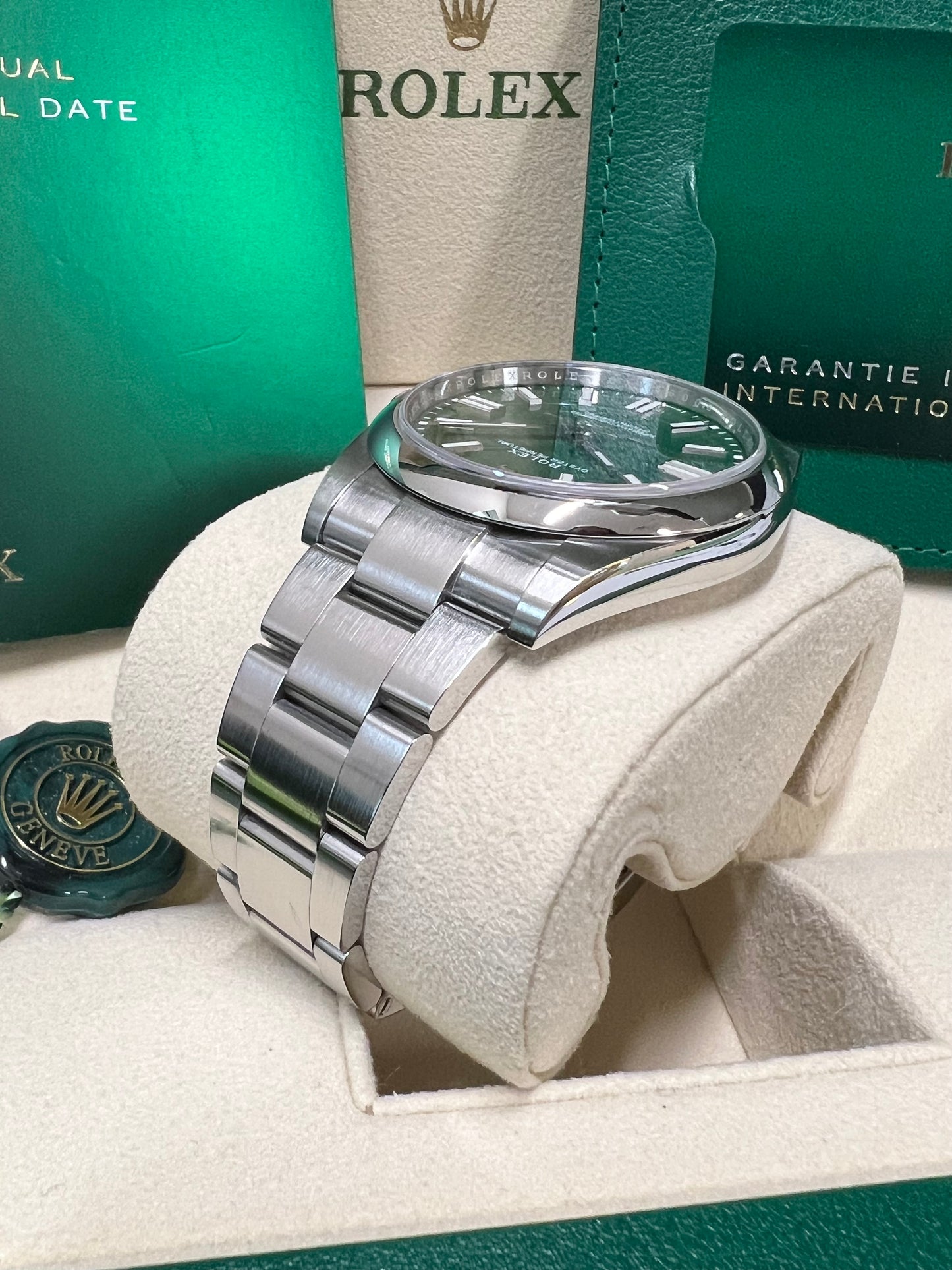 2021 Rolex Oyster Perpetual 41 124300