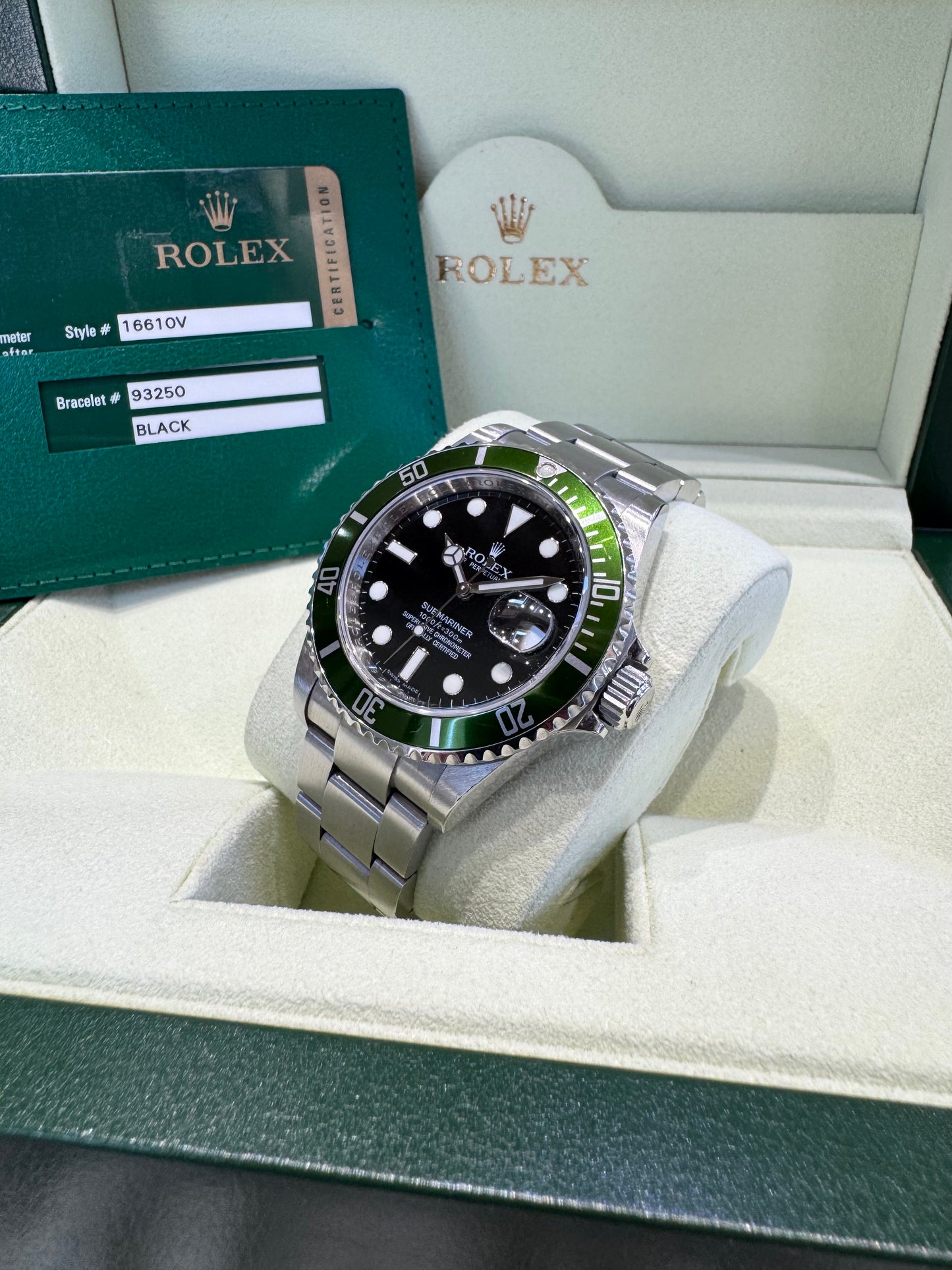 2007 Rolex Submariner Kermit 16610LV