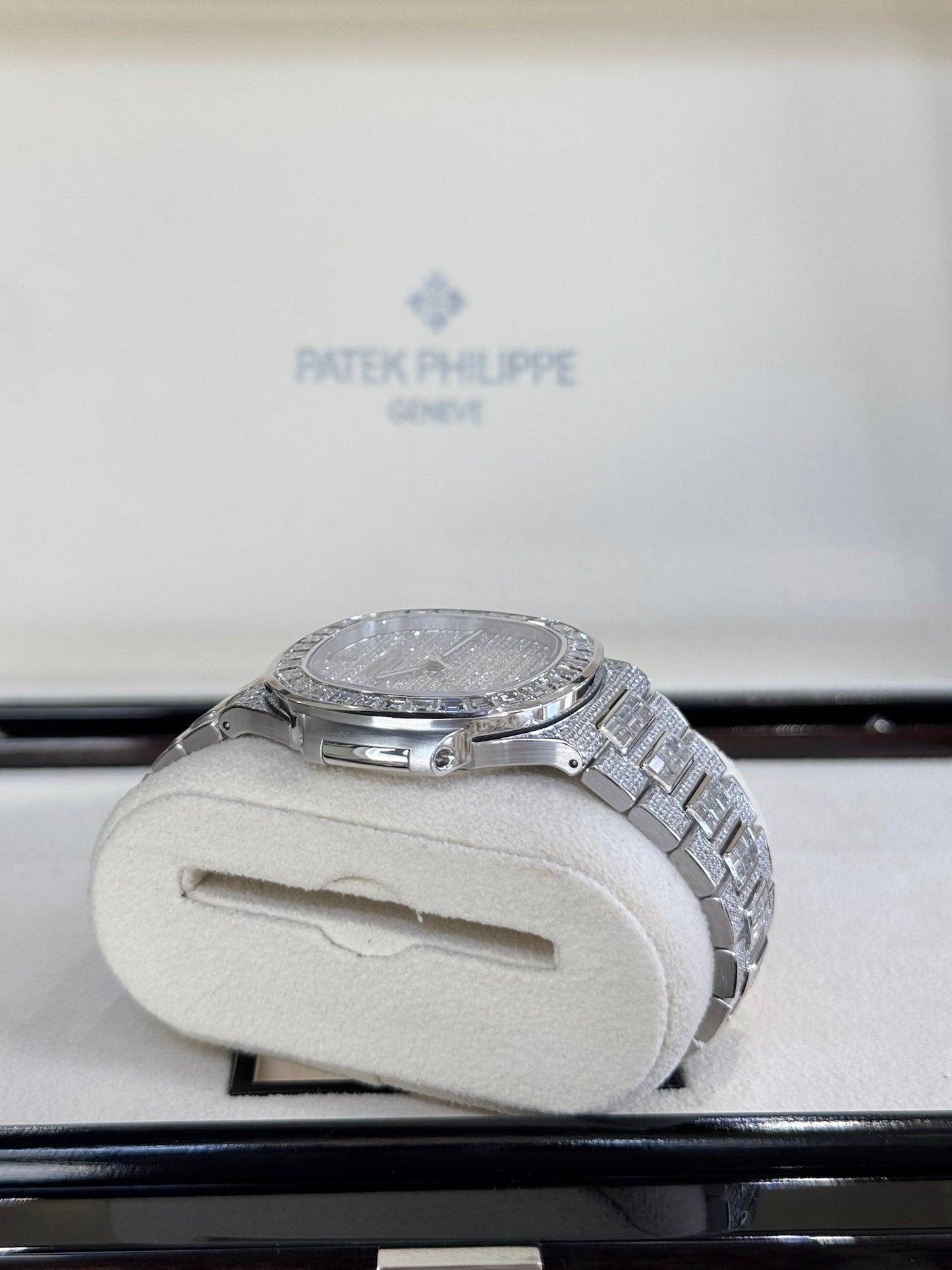 2024 Patek Philippe Nautilus 5719/10G-010