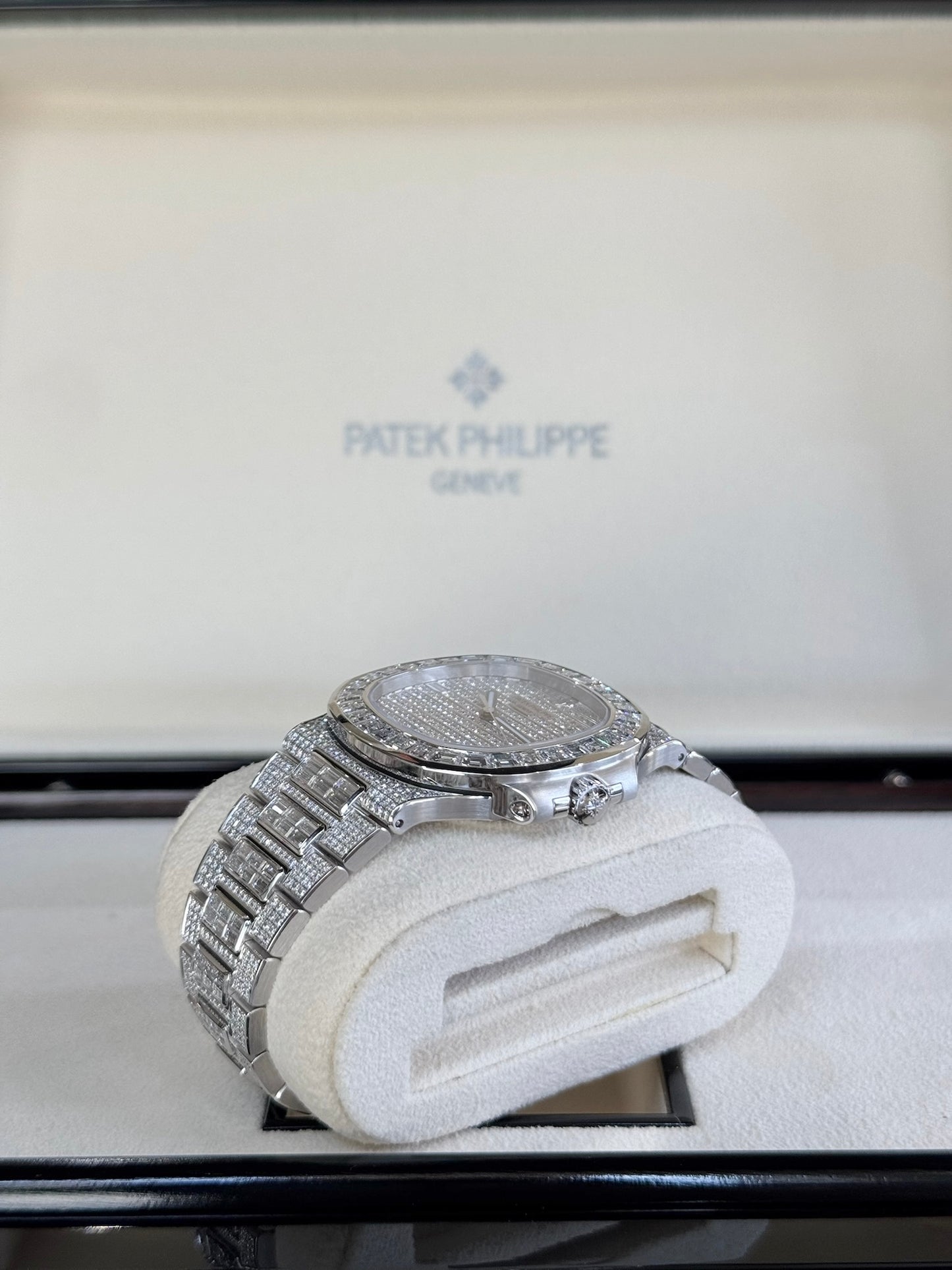 2024 Patek Philippe Nautilus 5719/10G-010