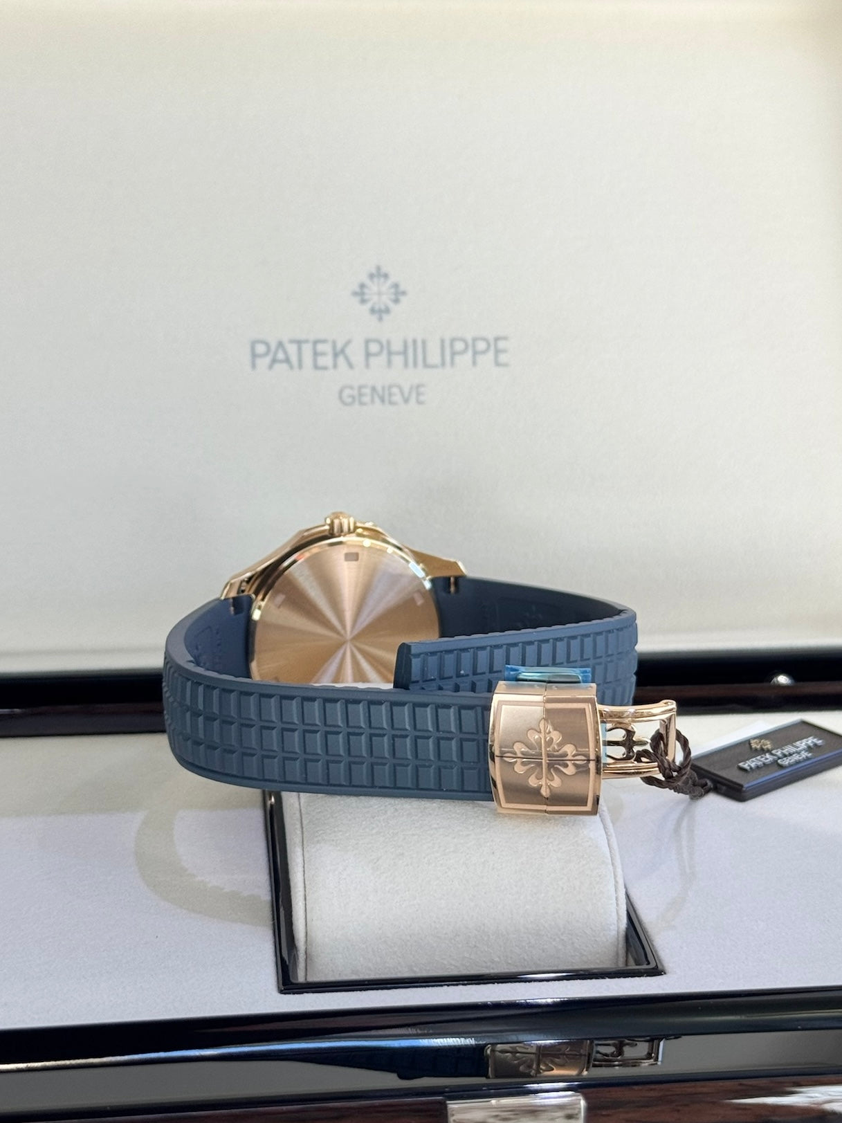 2025 Patek Philippe Aquanaut Travel Time 5269R-001