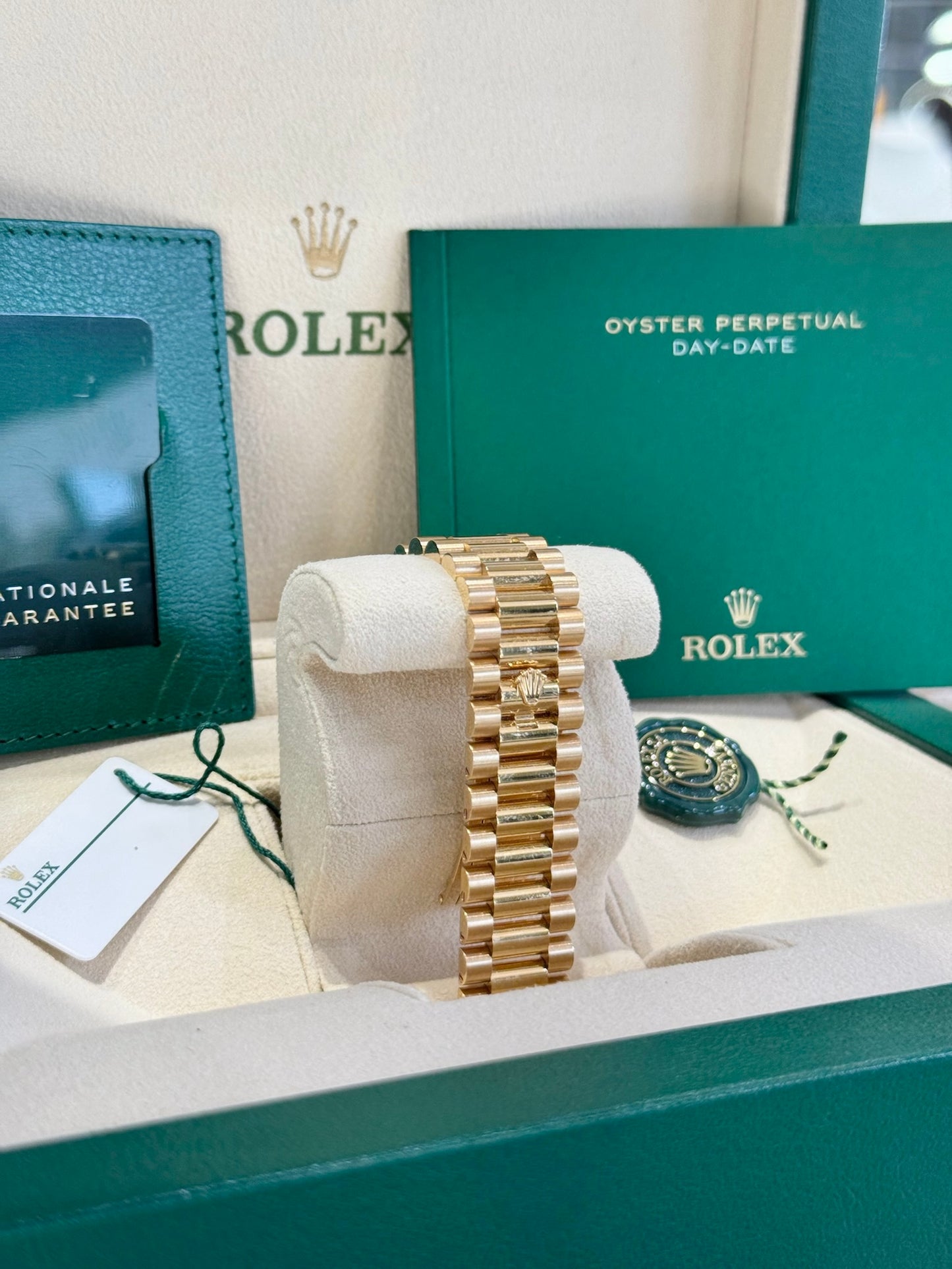 2024 Rolex Day-Date 40 228238