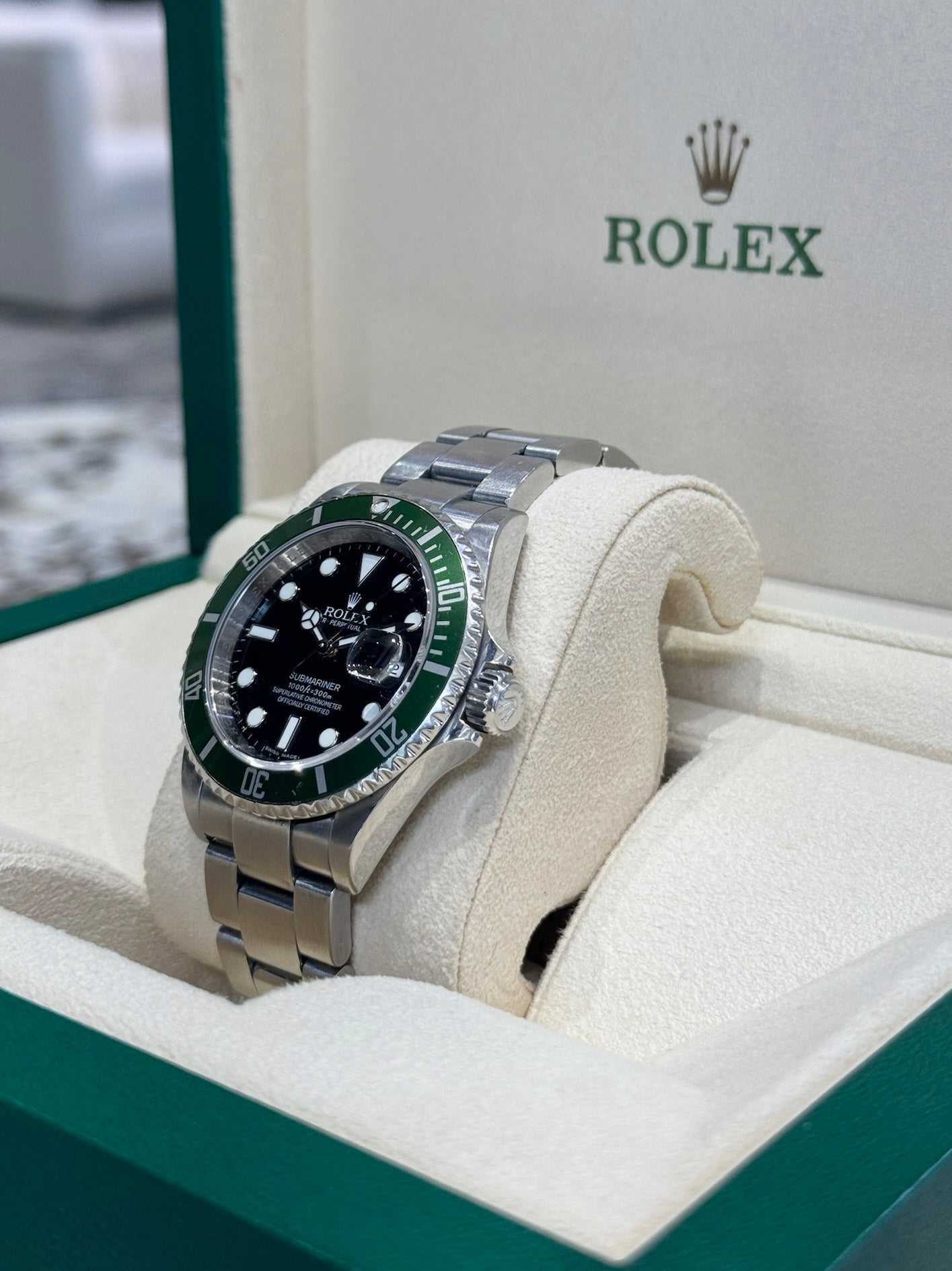 Rolex Submariner Kermit 16610LV