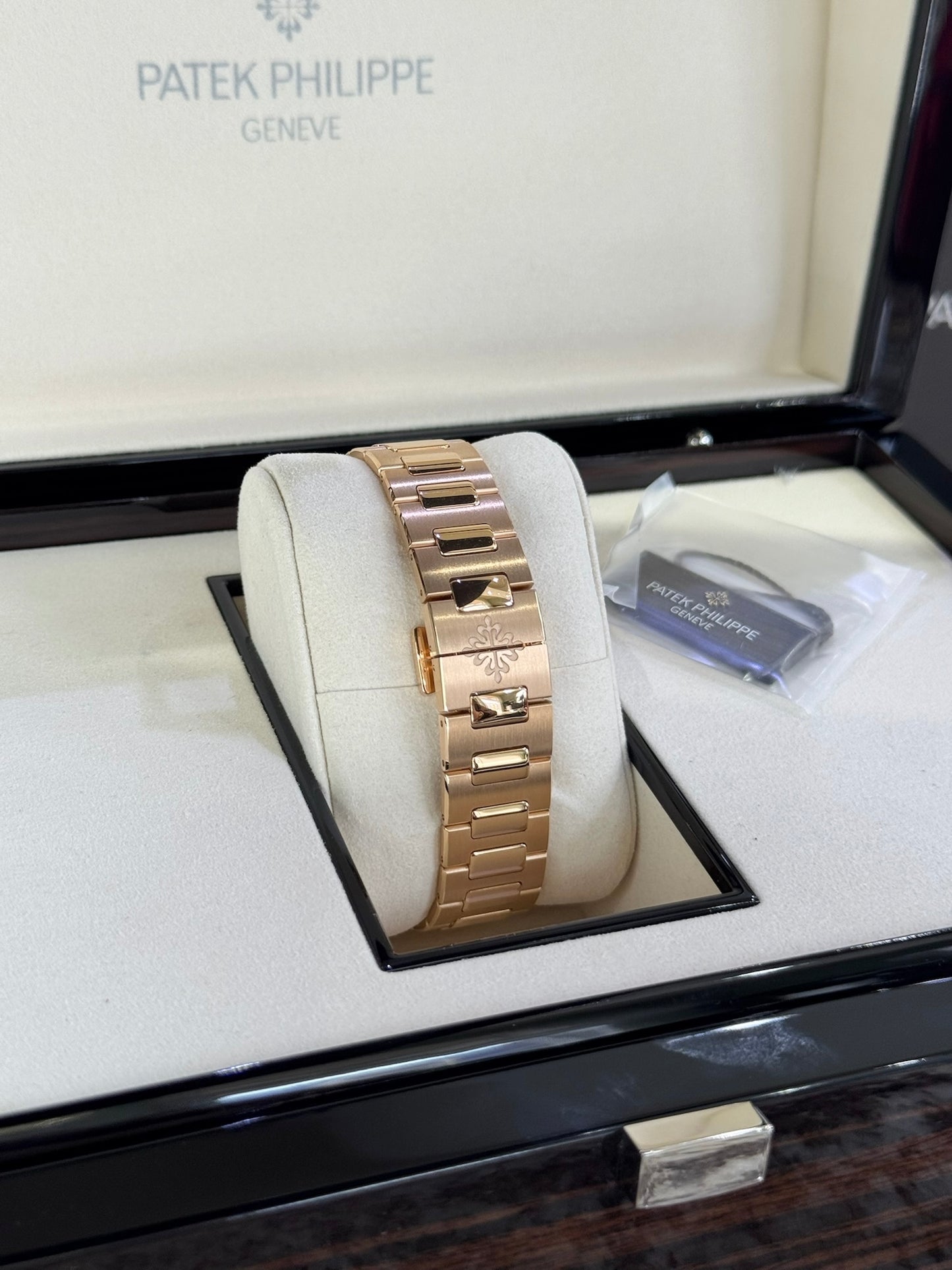 2025 Patek Philippe Nautilus 7118/1R-010