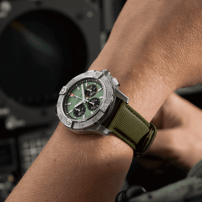 Breitling Avenger