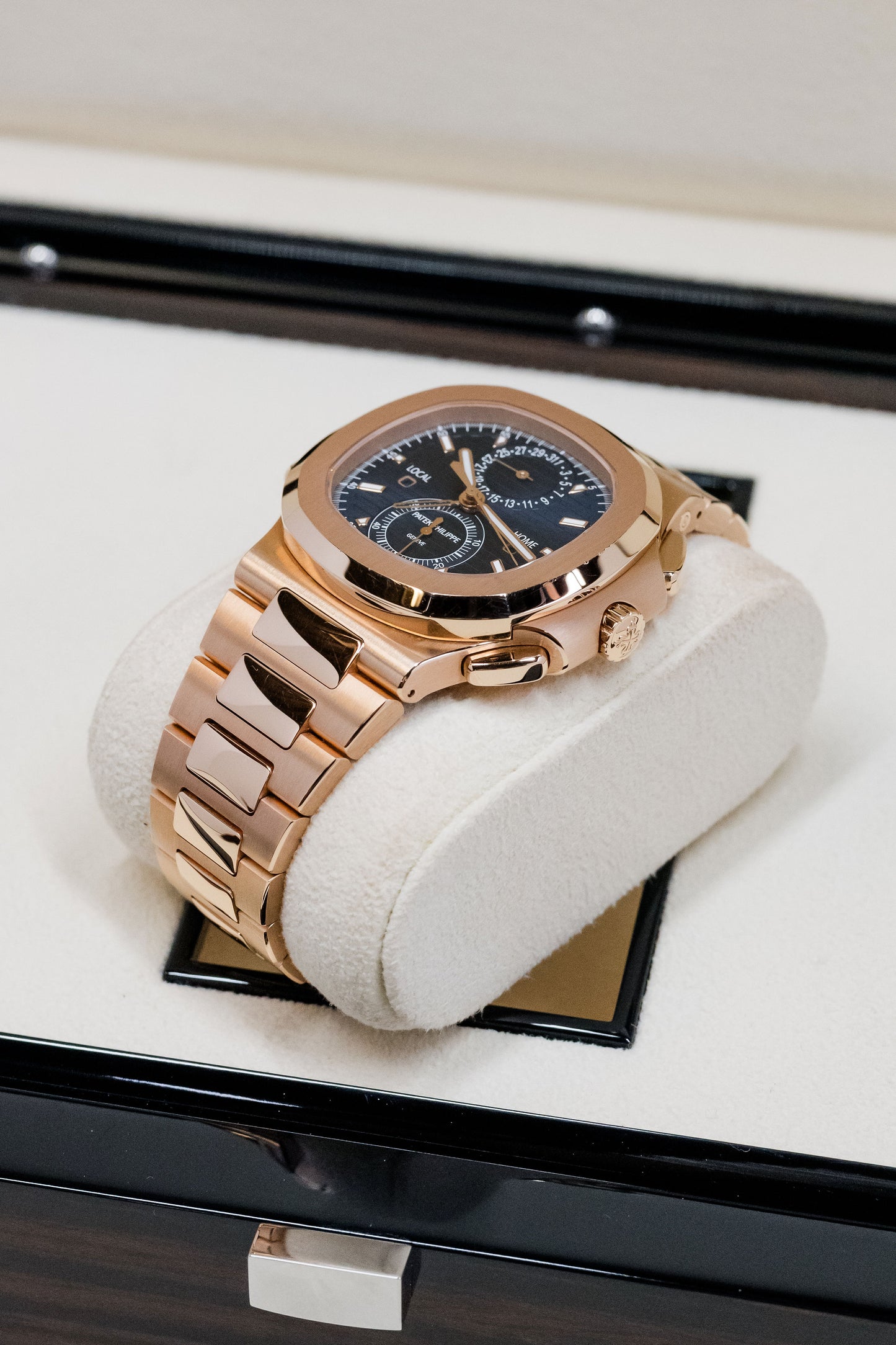 Patek Philippe Nautilus Travel Time 5990/1R