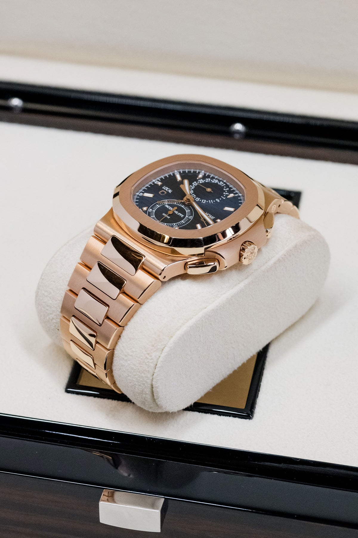 2021 Patek Philippe Nautilus Travel Time 5990/1R