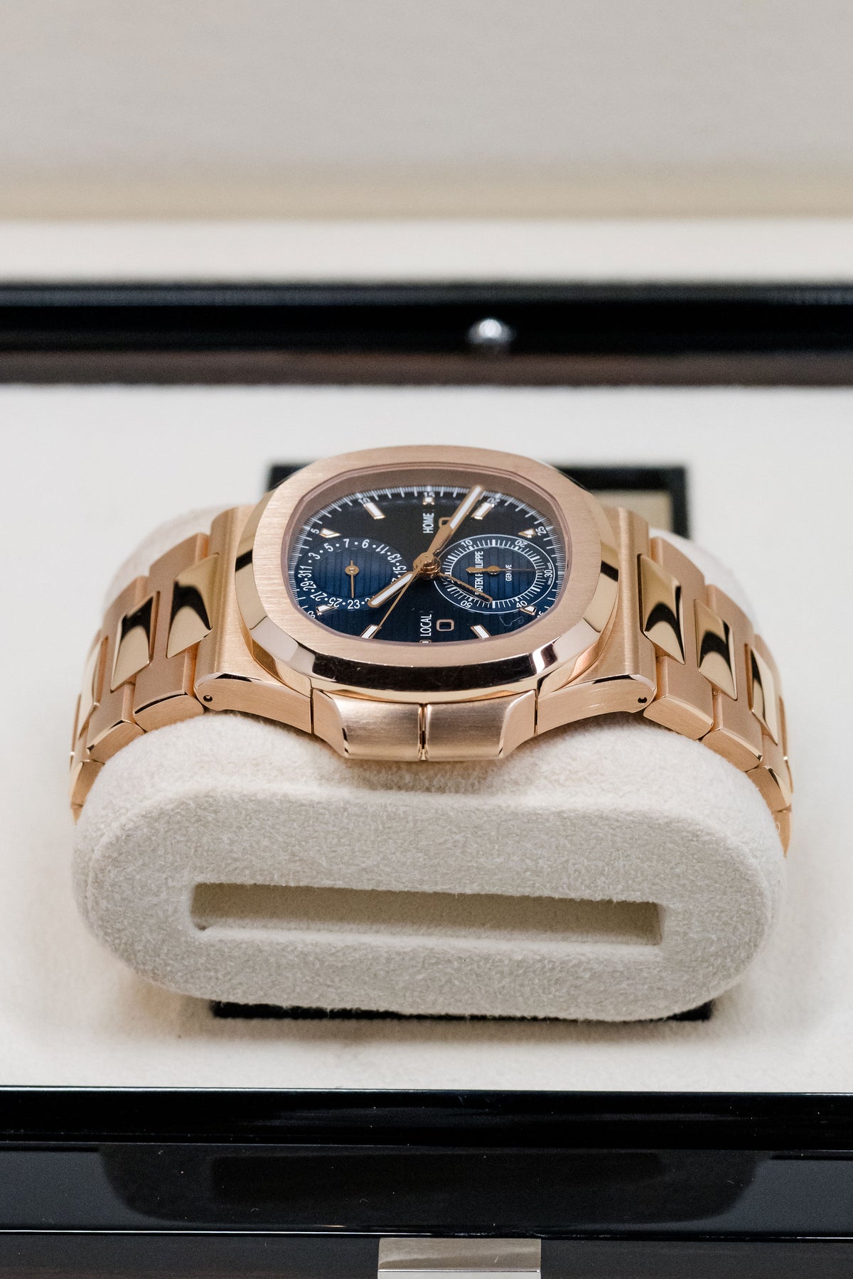 2021 Patek Philippe Nautilus Travel Time 5990/1R