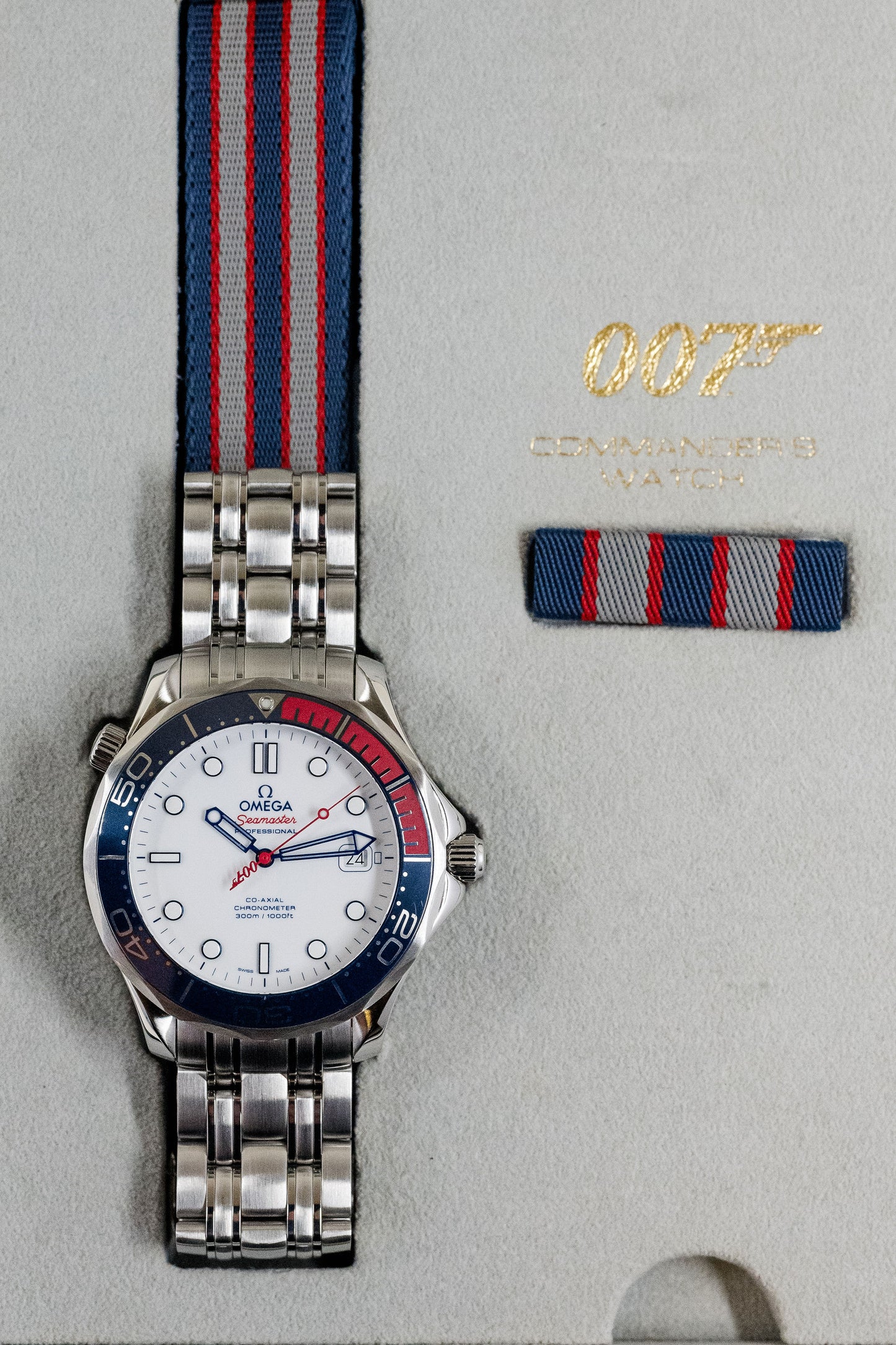 2005 Omega Seamaster Diver 300M 212.32.41.20.04.001