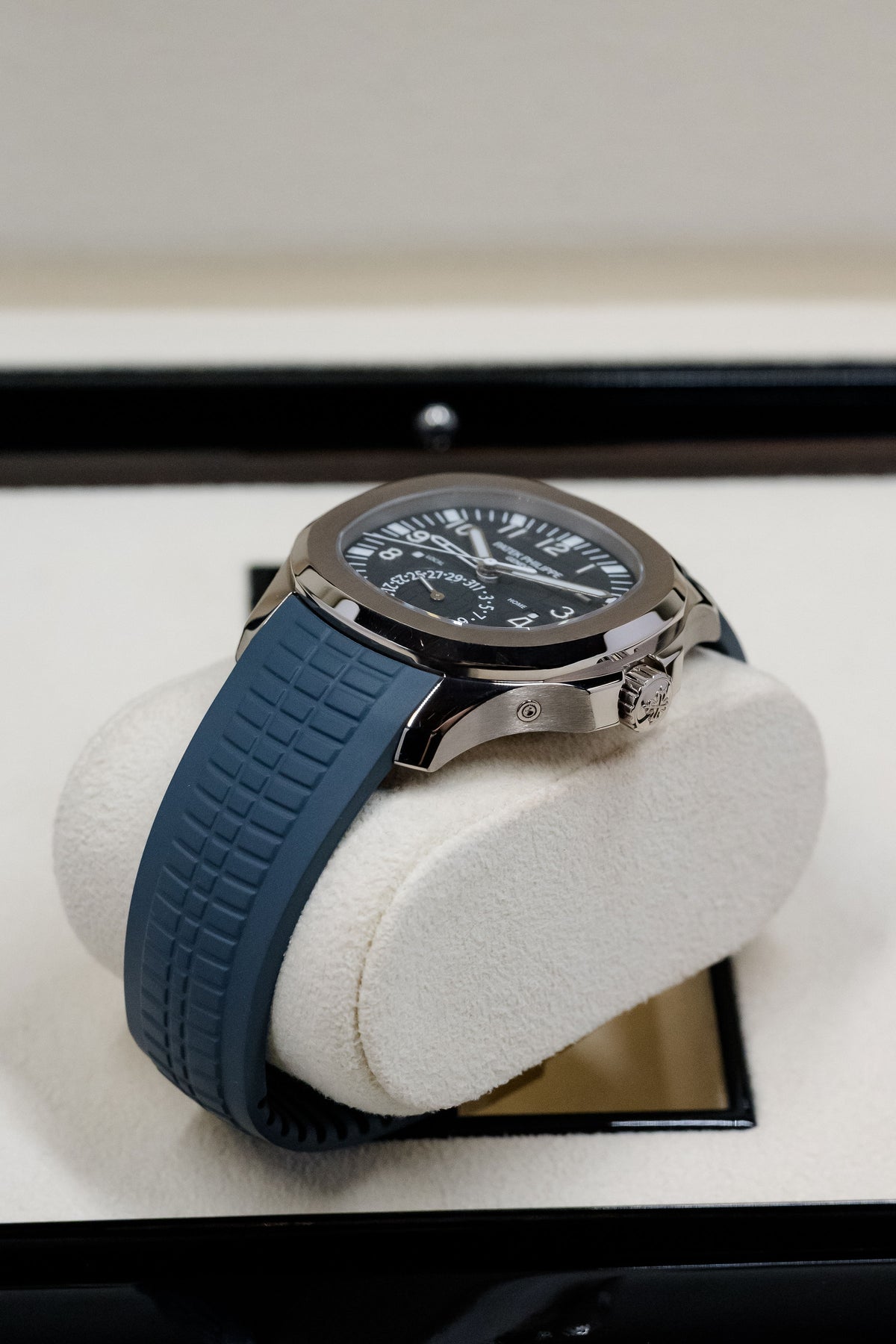 Patek Philippe Aquanaut Travel Time 5164G