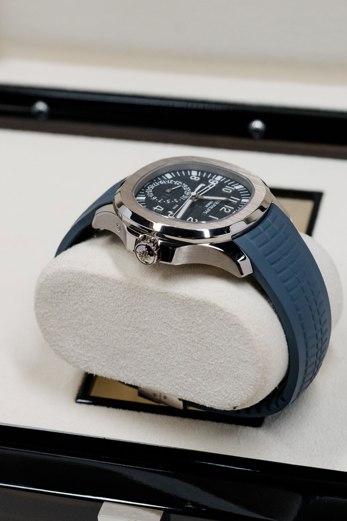 Patek Philippe Aquanaut Travel Time 5164G