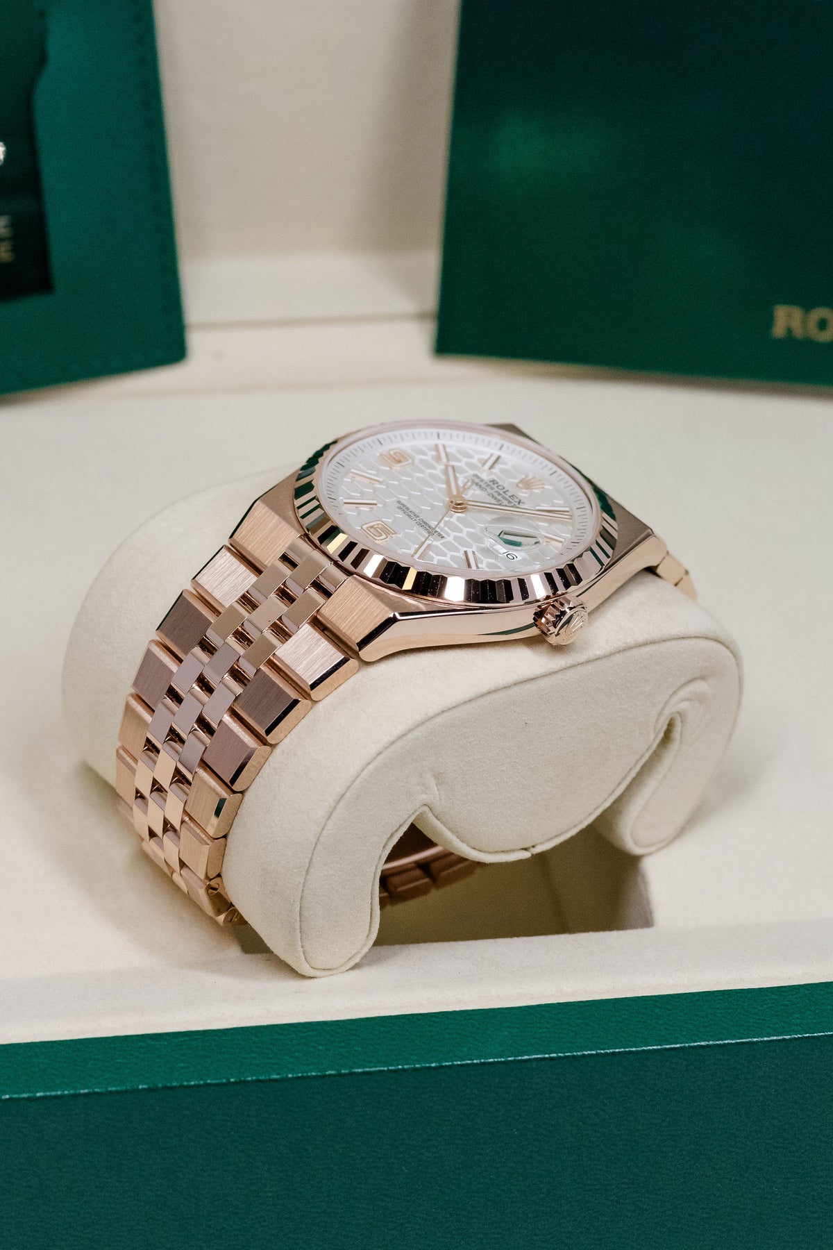 2026 Rolex Land-Dweller 40 127335