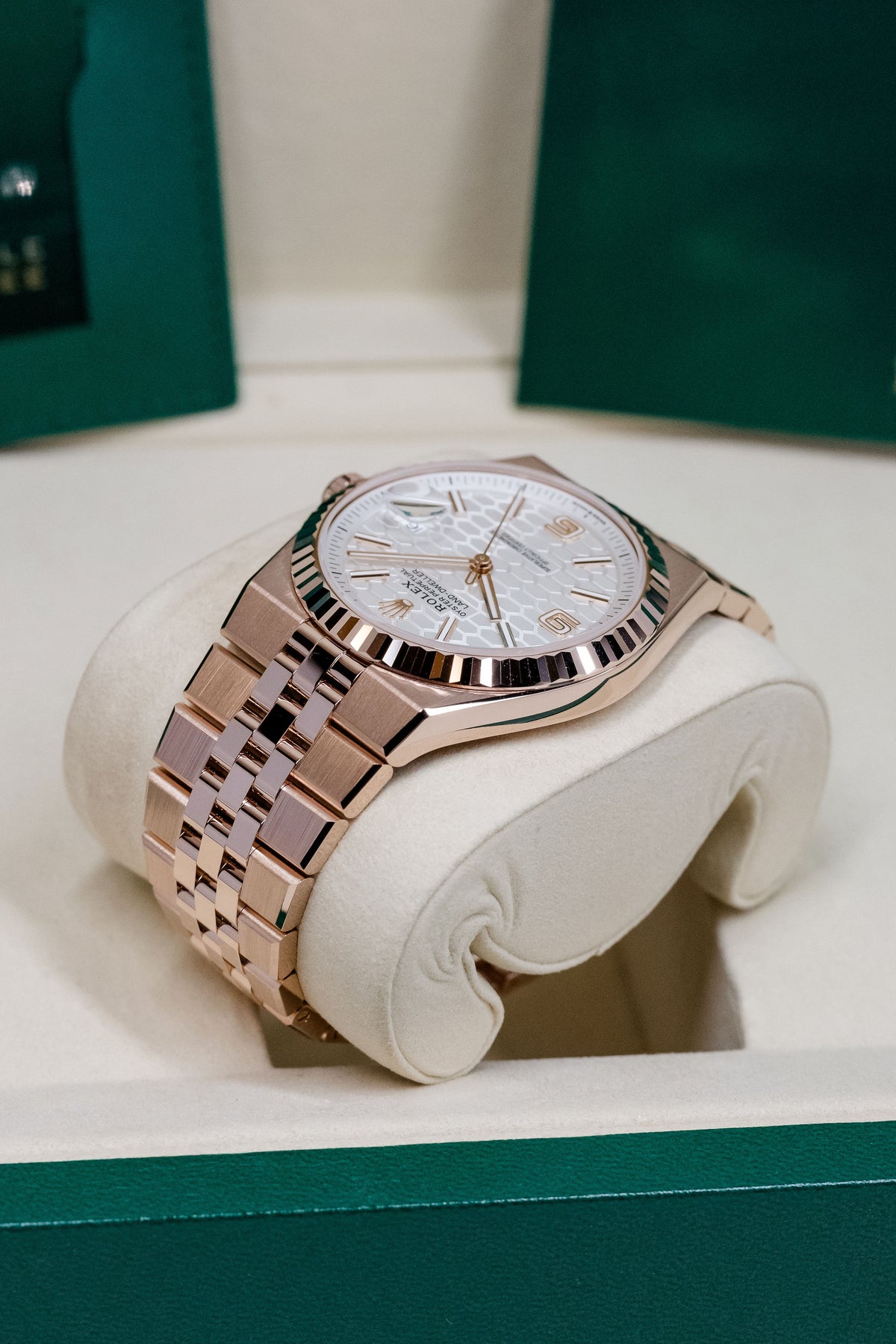 2026 Rolex Land-Dweller 40 127335