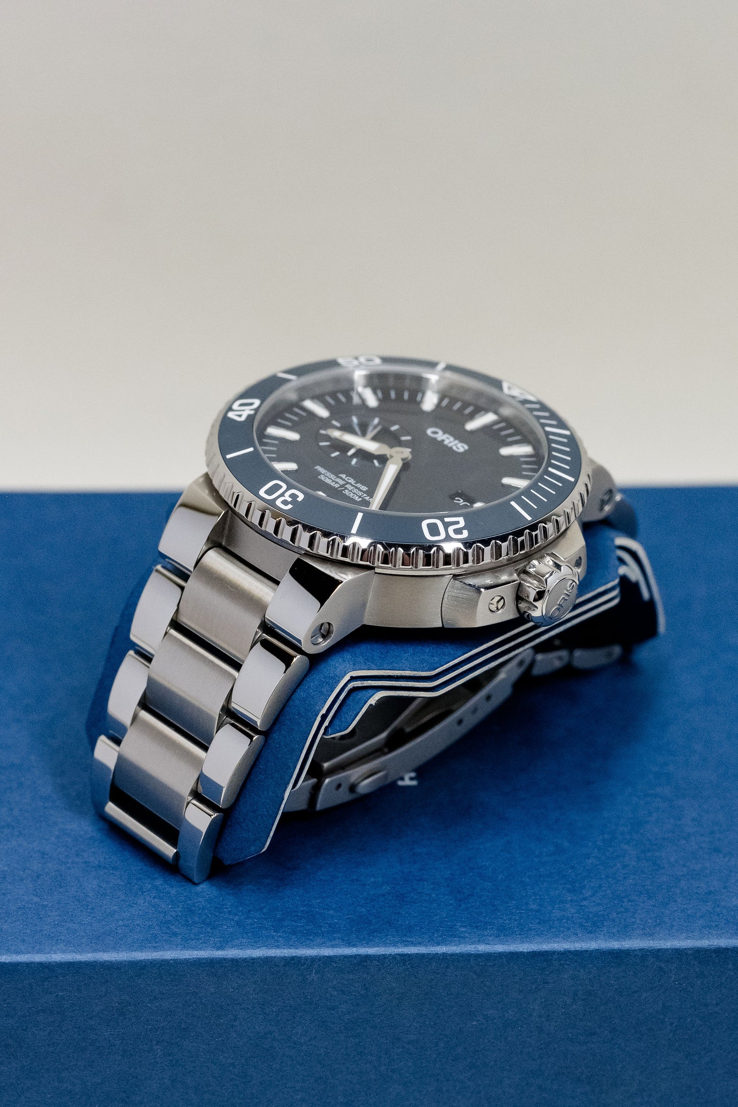 Oris Aquis Small Second 01 743 7733 4155