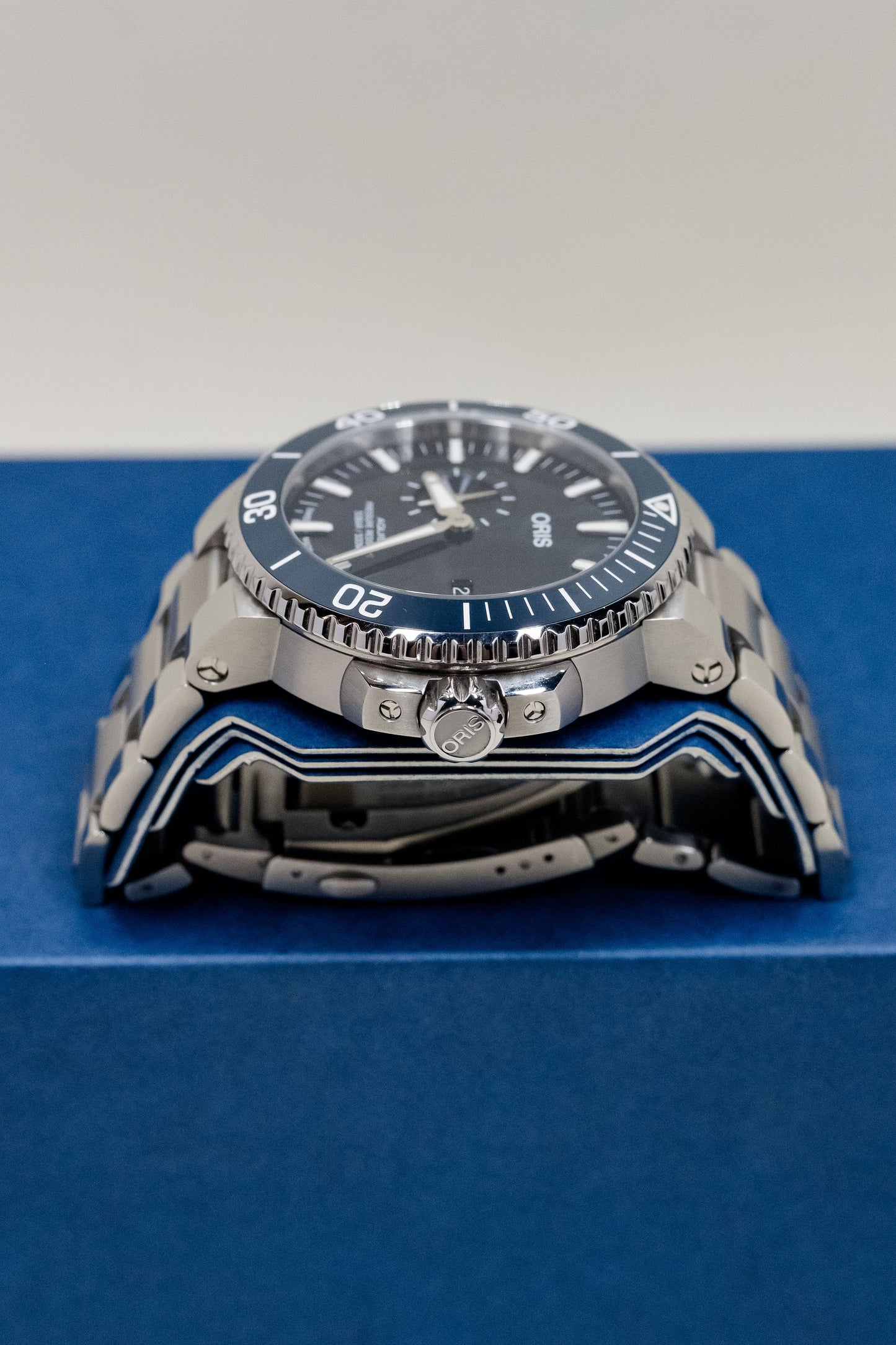 Oris Aquis Small Second 01 743 7733 4155