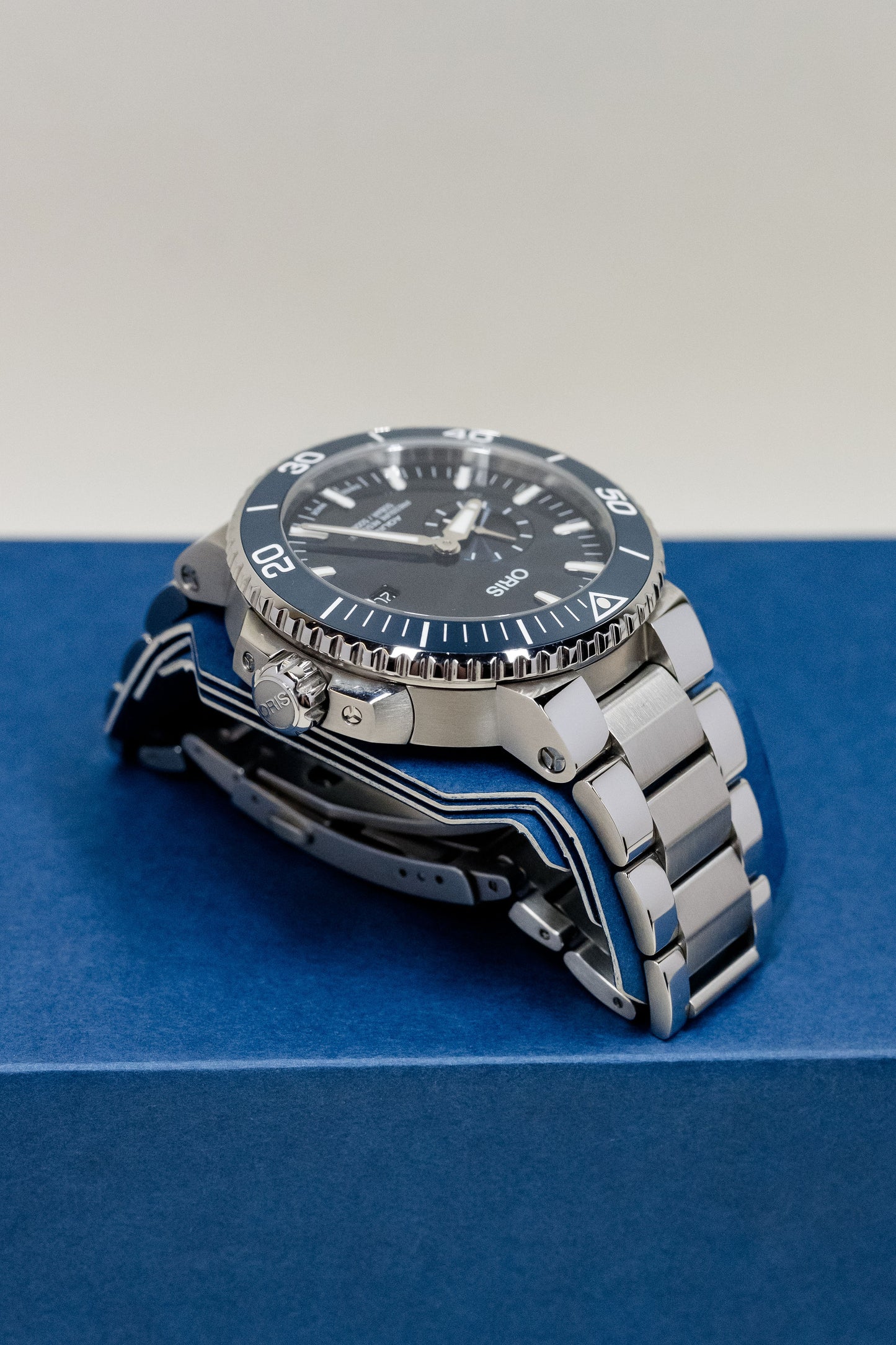 Oris Aquis Small Second 01 743 7733 4155