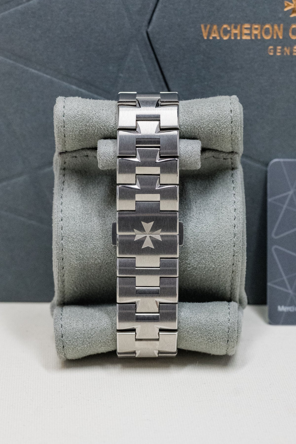 2026 Vacheron Constantin Overseas Tourbillon 6000V/210T-H179