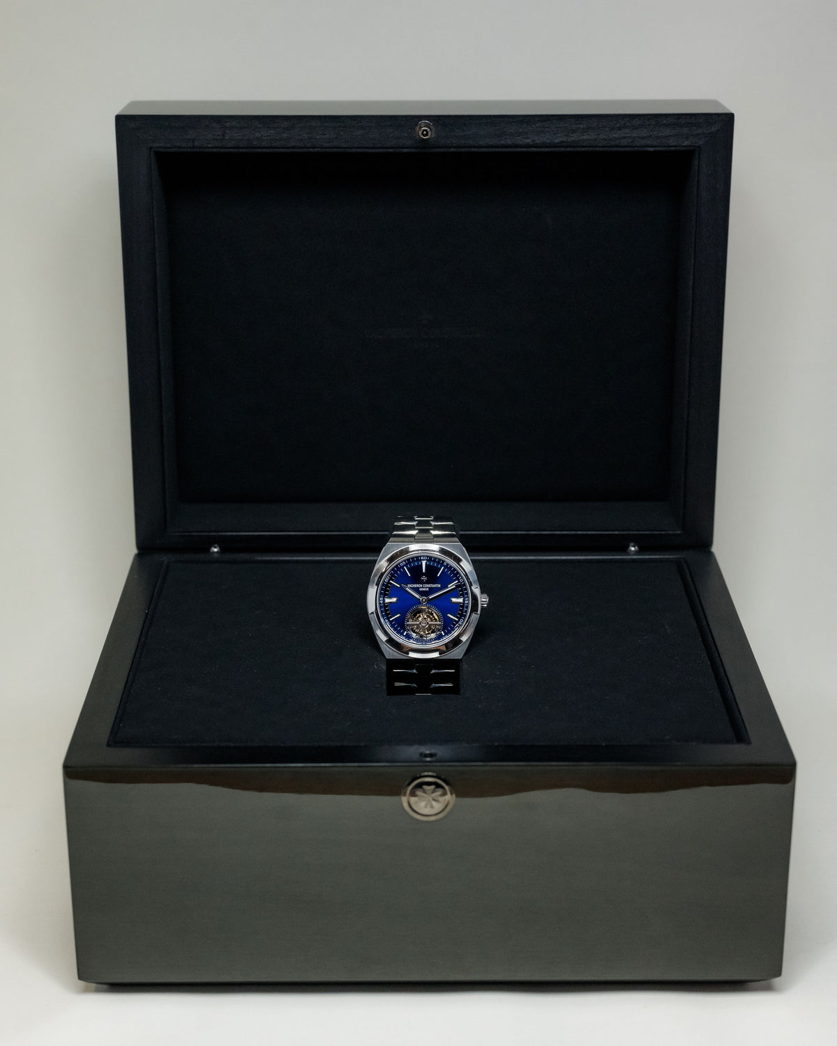 Vacheron Constantin Overseas Tourbillon 6000V/110A-B544