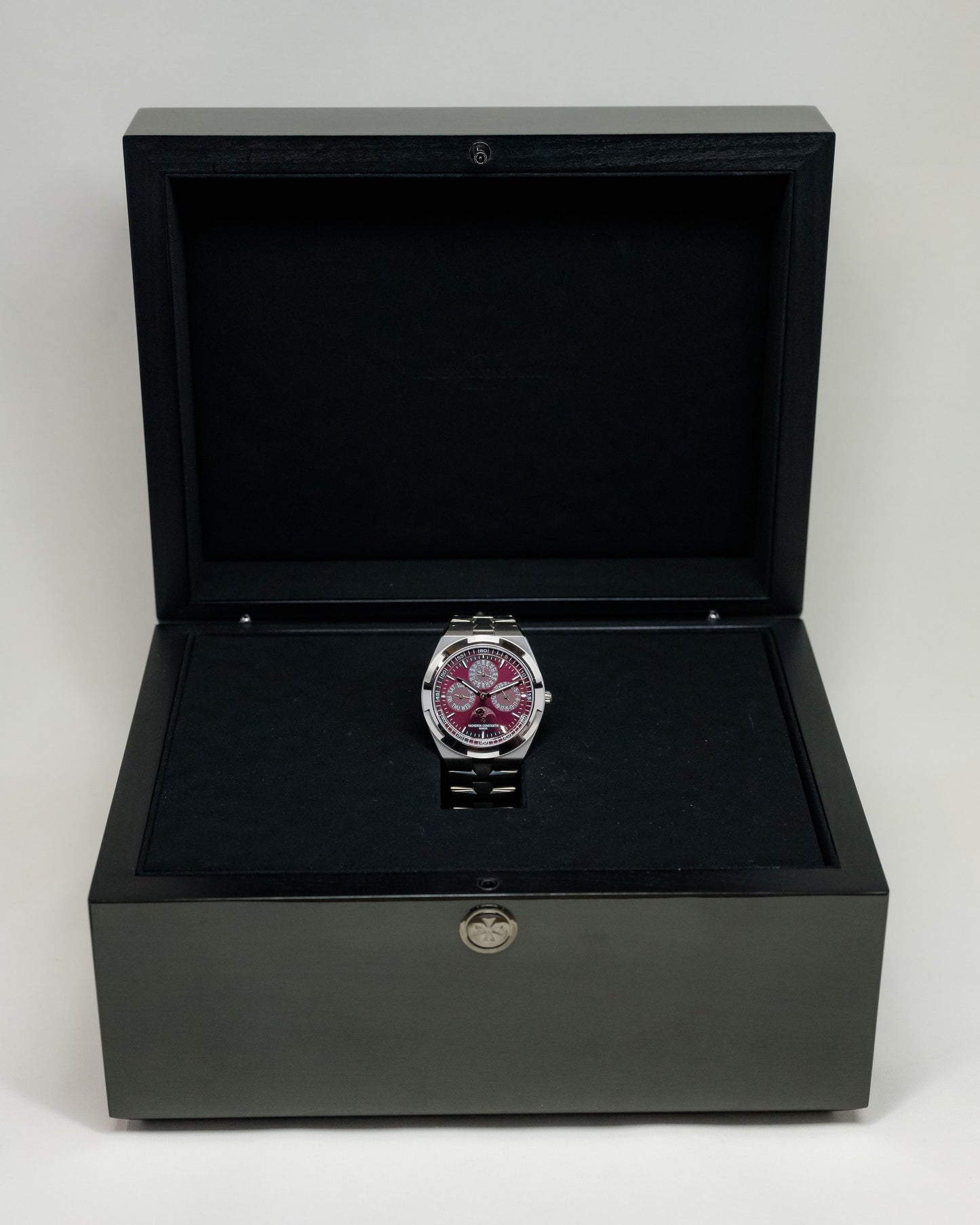 Vacheron Constantin Overseas Perpetual Calendar 4300V/220G-H151
