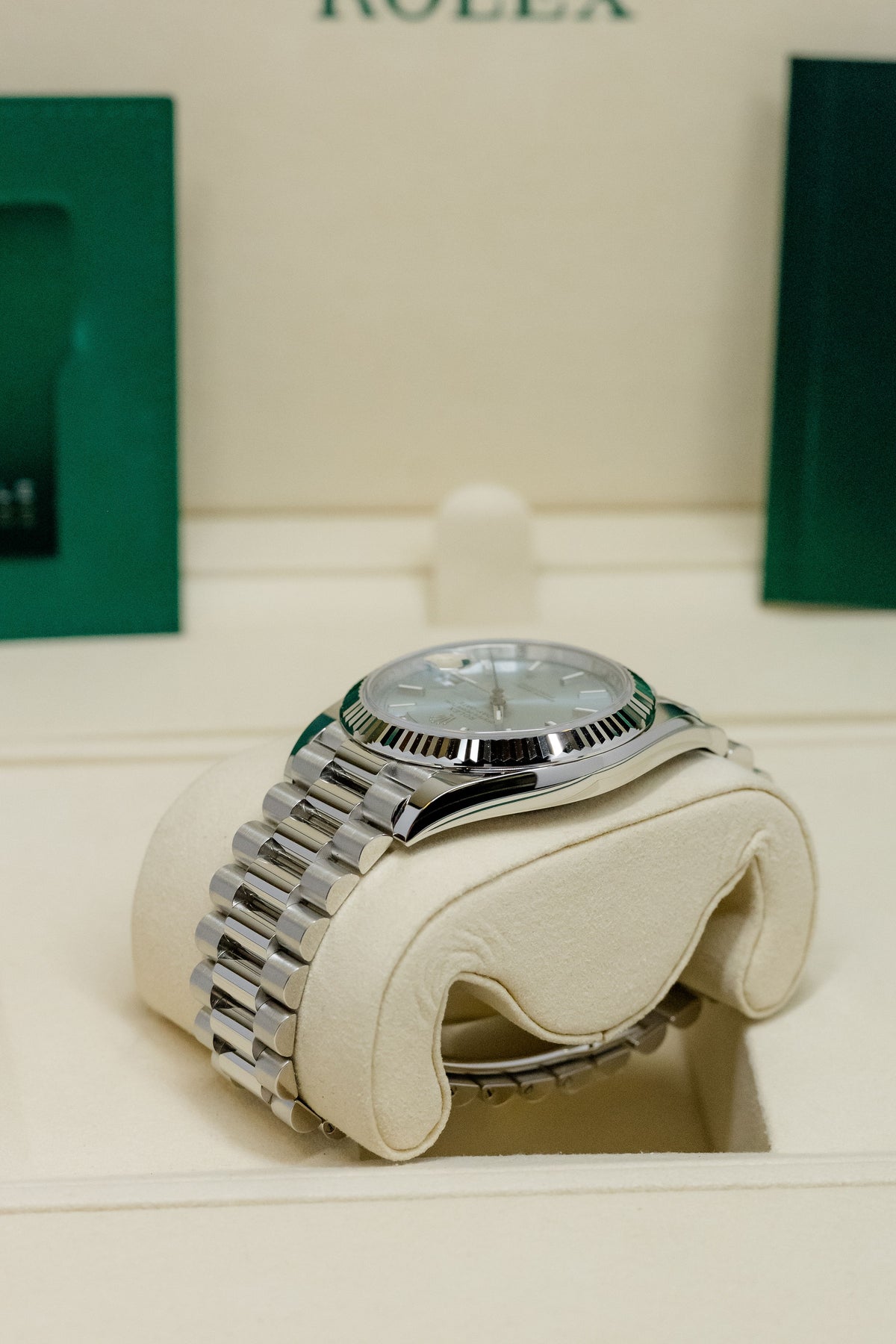 2026 Rolex Platinum Day-Date 40 228236