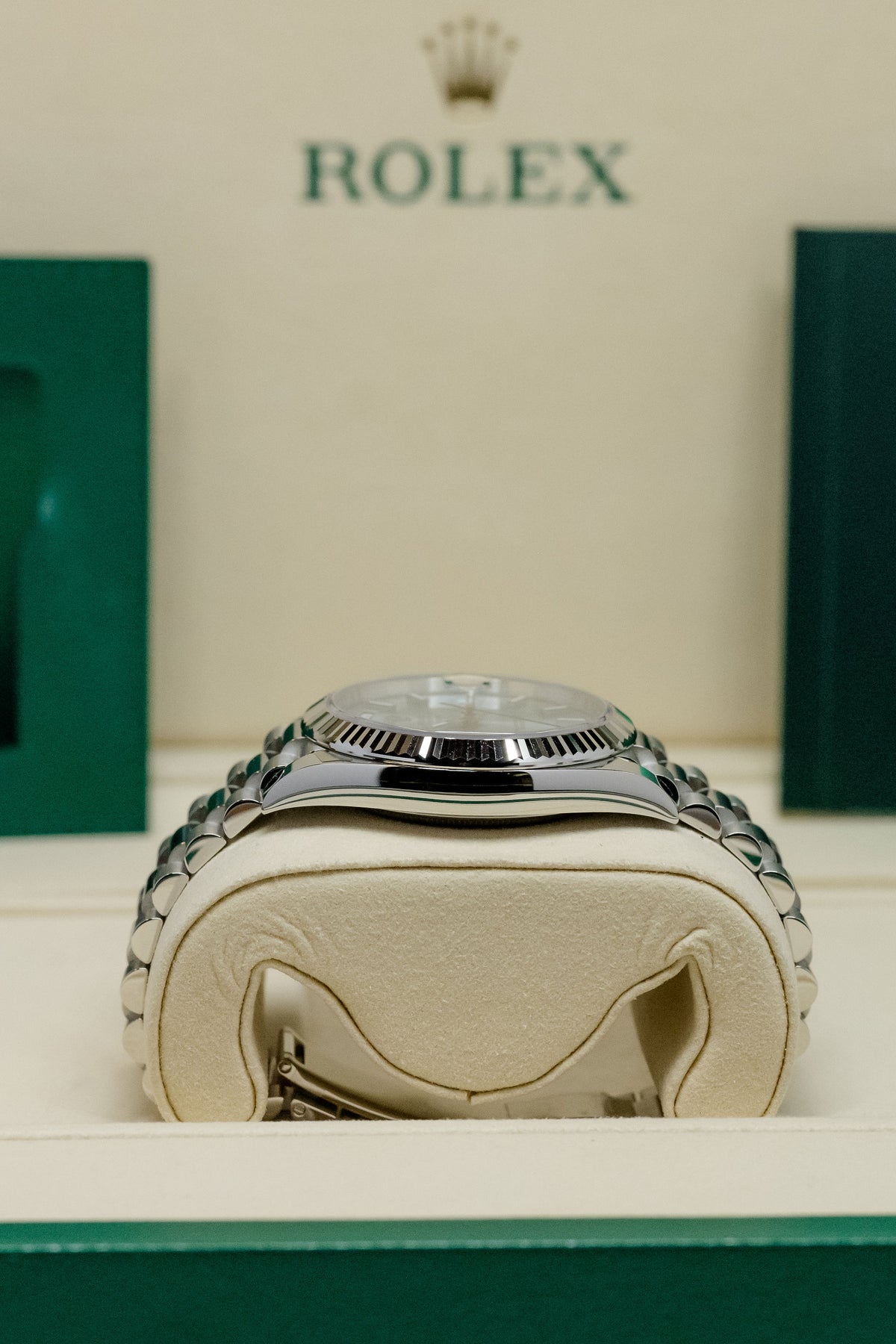 2026 Rolex Platinum Day-Date 40 228236