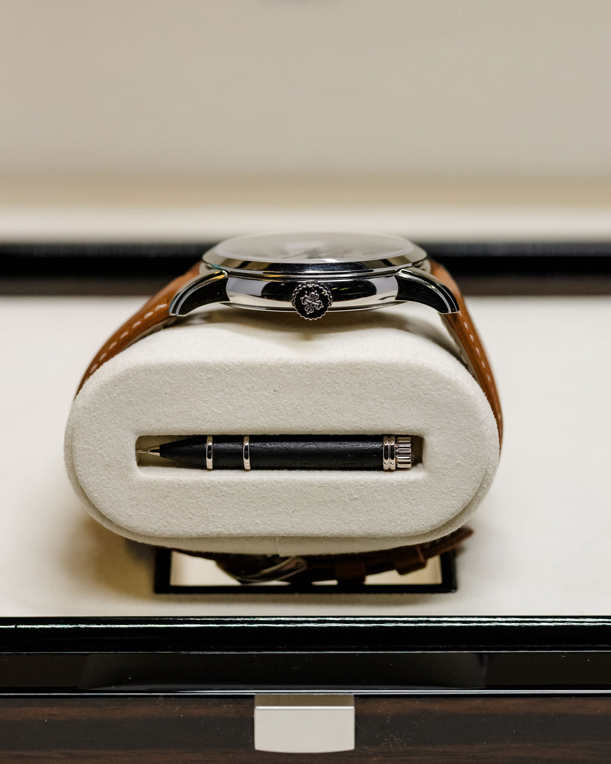 2025 Patek Philippe Calatrava Weekly Calendar 5212A-001
