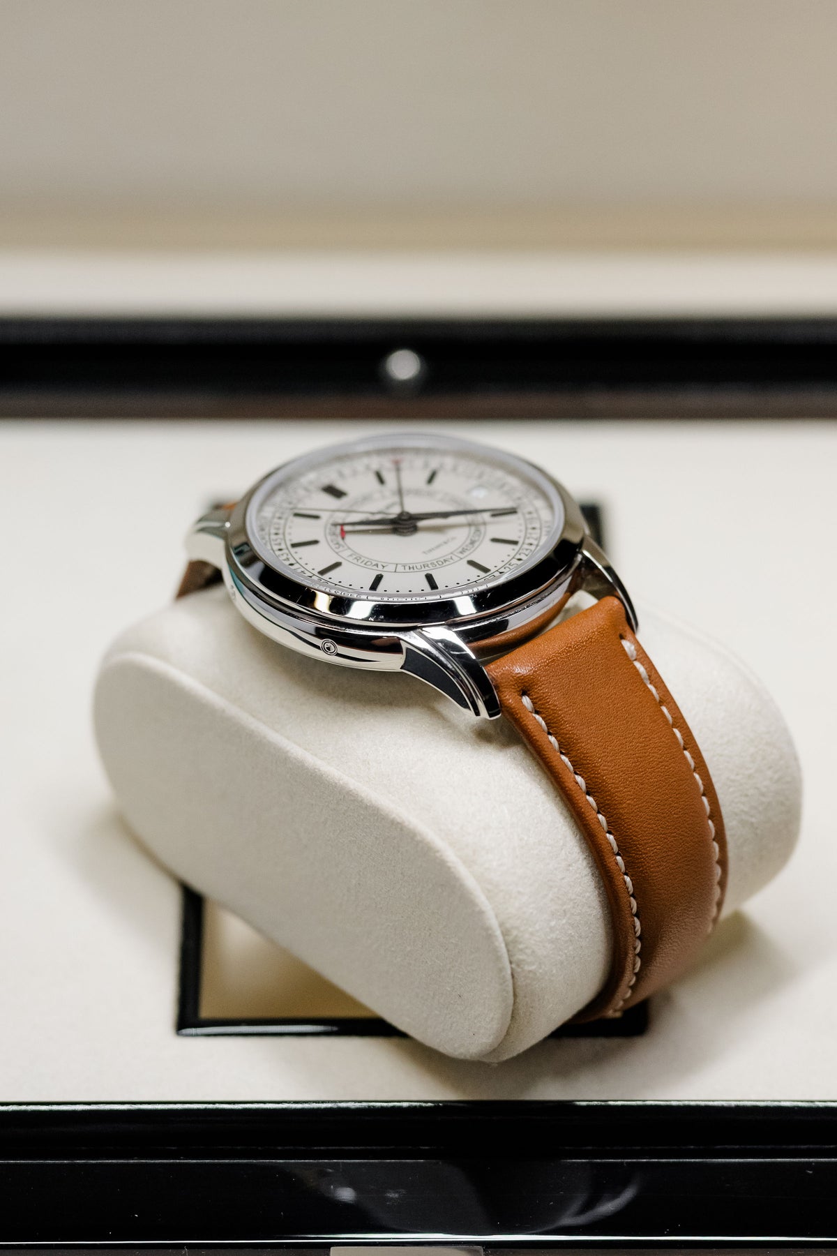2025 Patek Philippe Calatrava Weekly Calendar 5212A-001