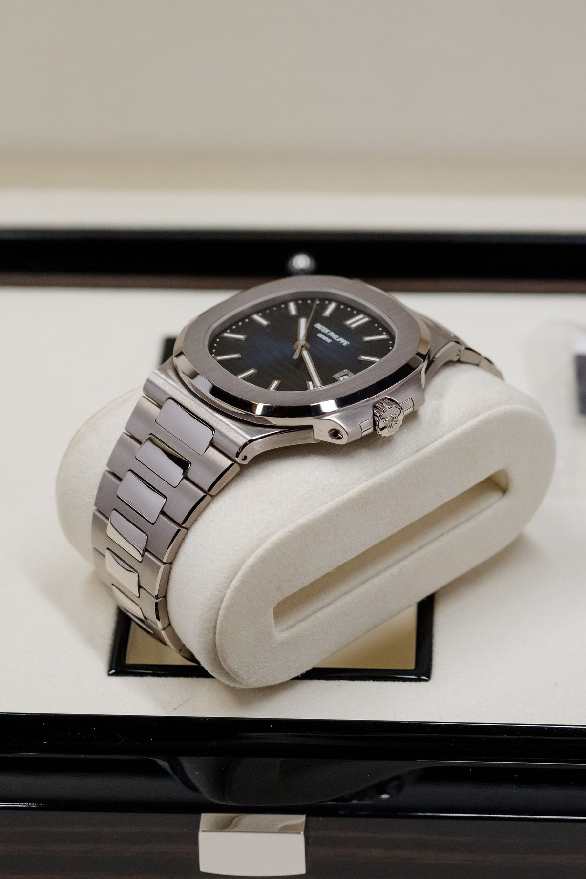 2024 Patek Philippe Nautilus 5811/1G-001