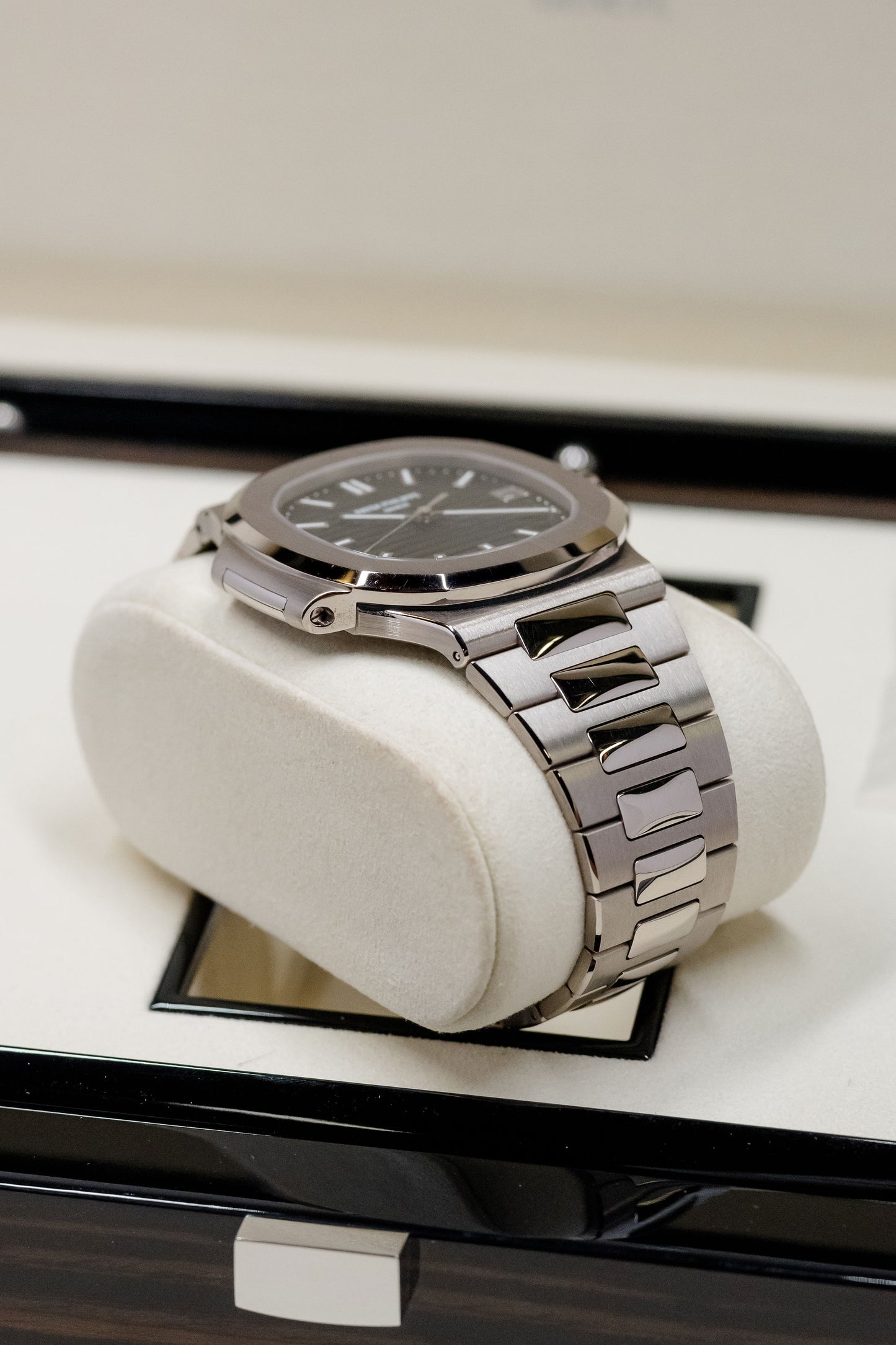 2024 Patek Philippe Nautilus 5811/1G-001
