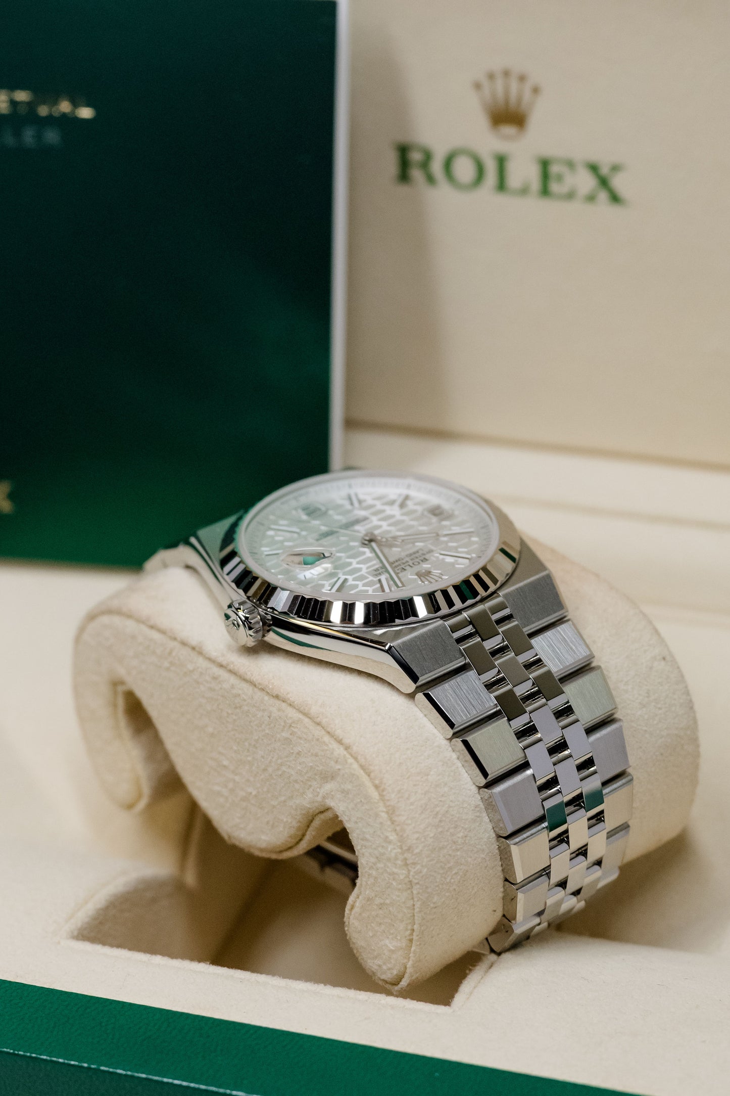 2026 Rolex Land-Dweller 40 127334