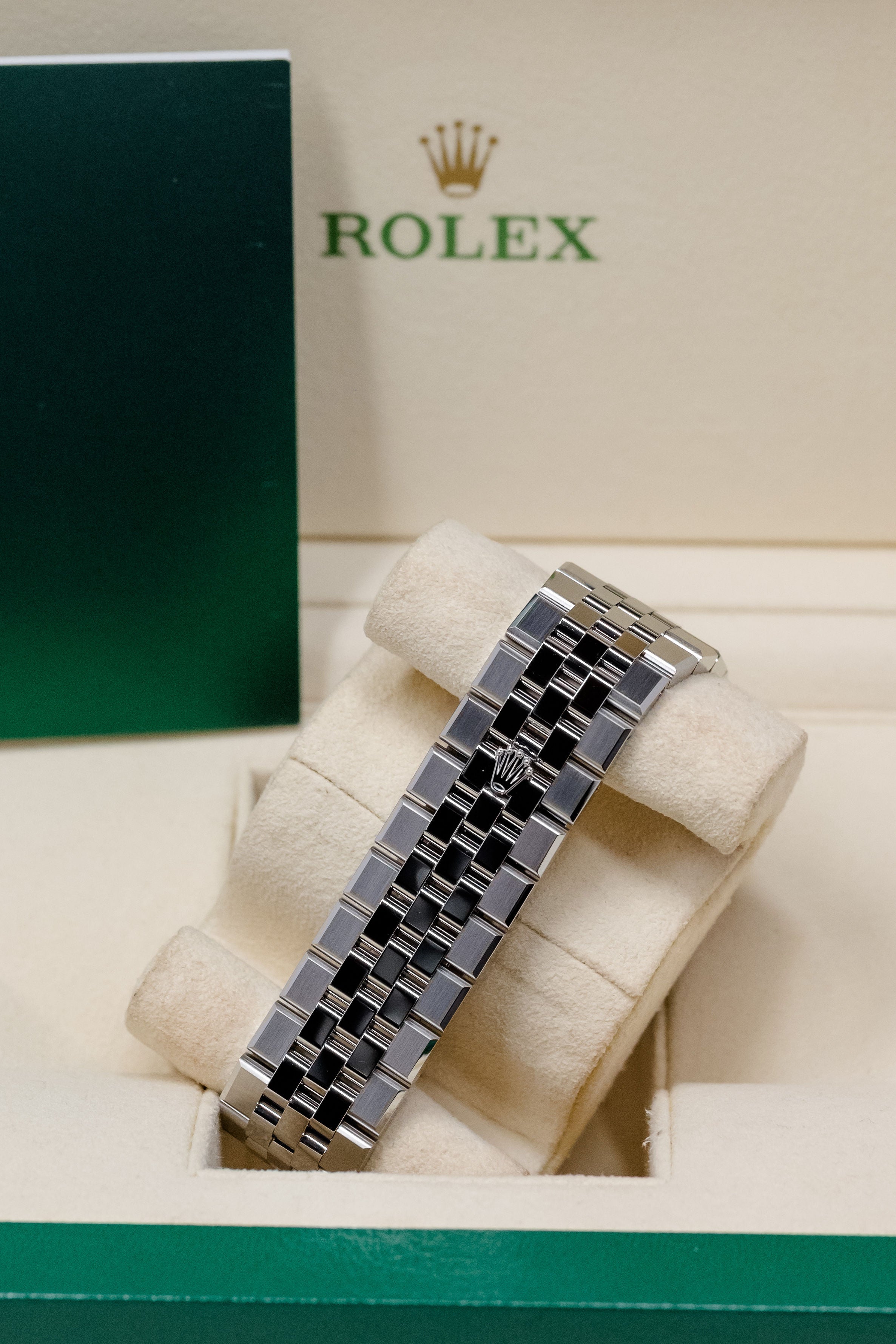 2026 Rolex Land-Dweller 40 127334 – Giganti Watches