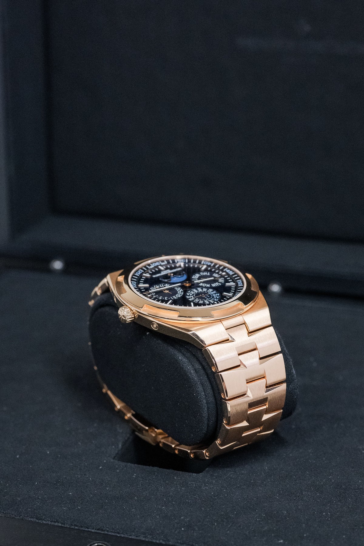 2022 Vacheron Constantin Overseas Perpetual Calendar 4300V/120R-B509