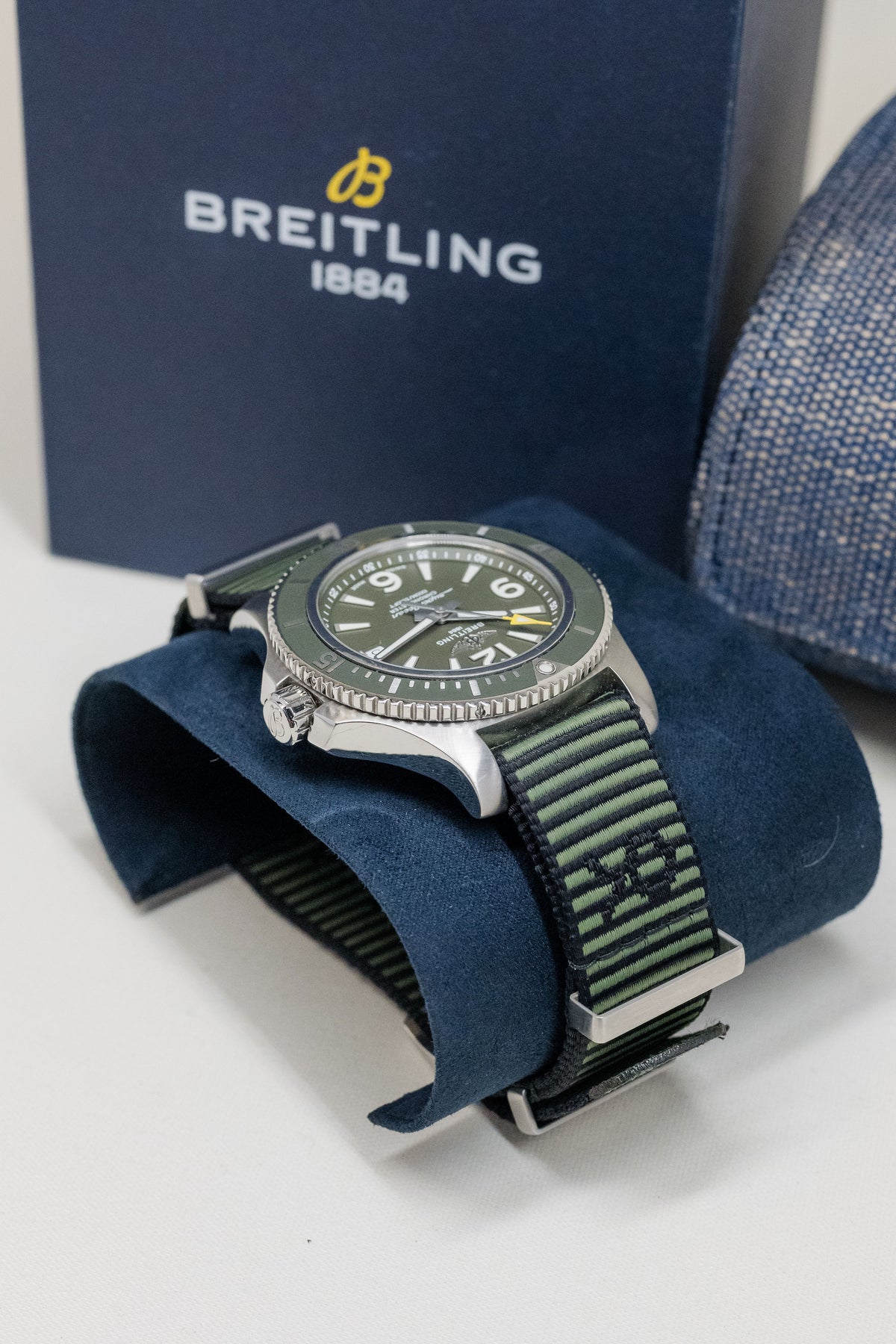 Breitling Superocean Automatic 44 Outerknown A17367A11L1W1