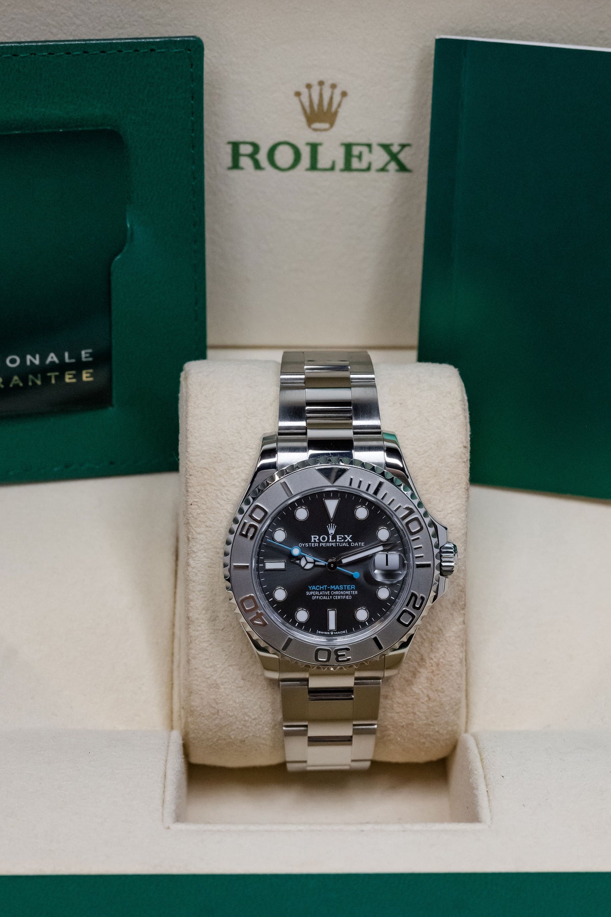 2025 Rolex Yacht-Master 37 268622