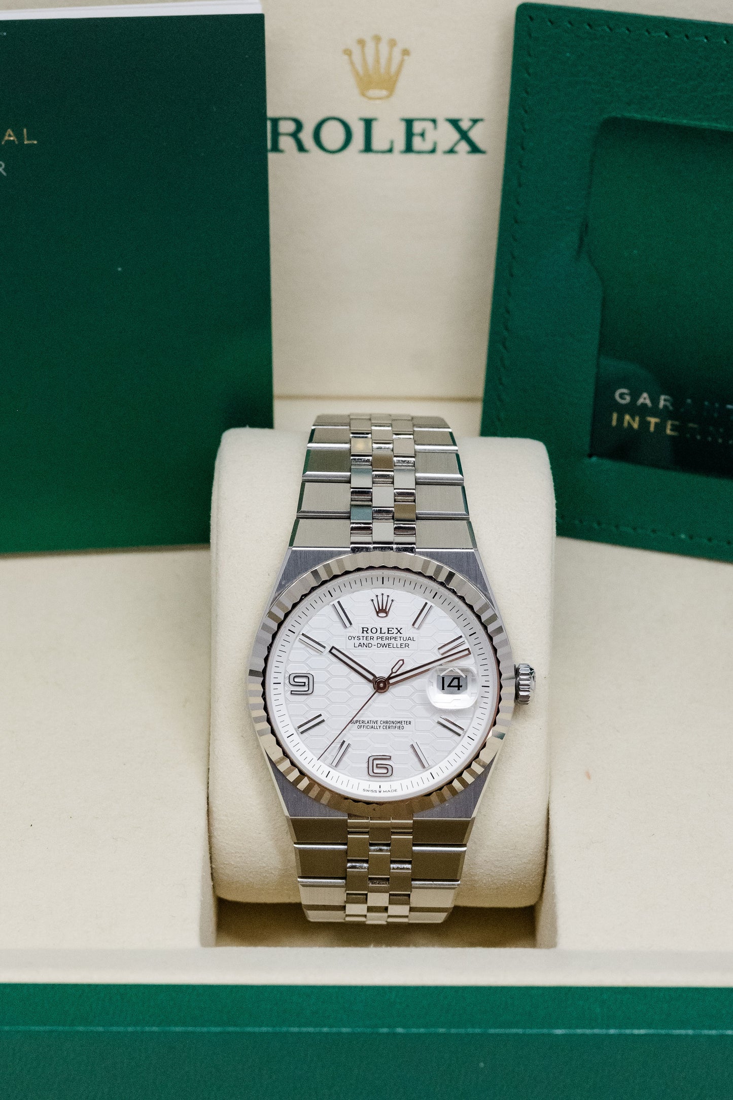 2025 Rolex Land-Dweller 40 127334