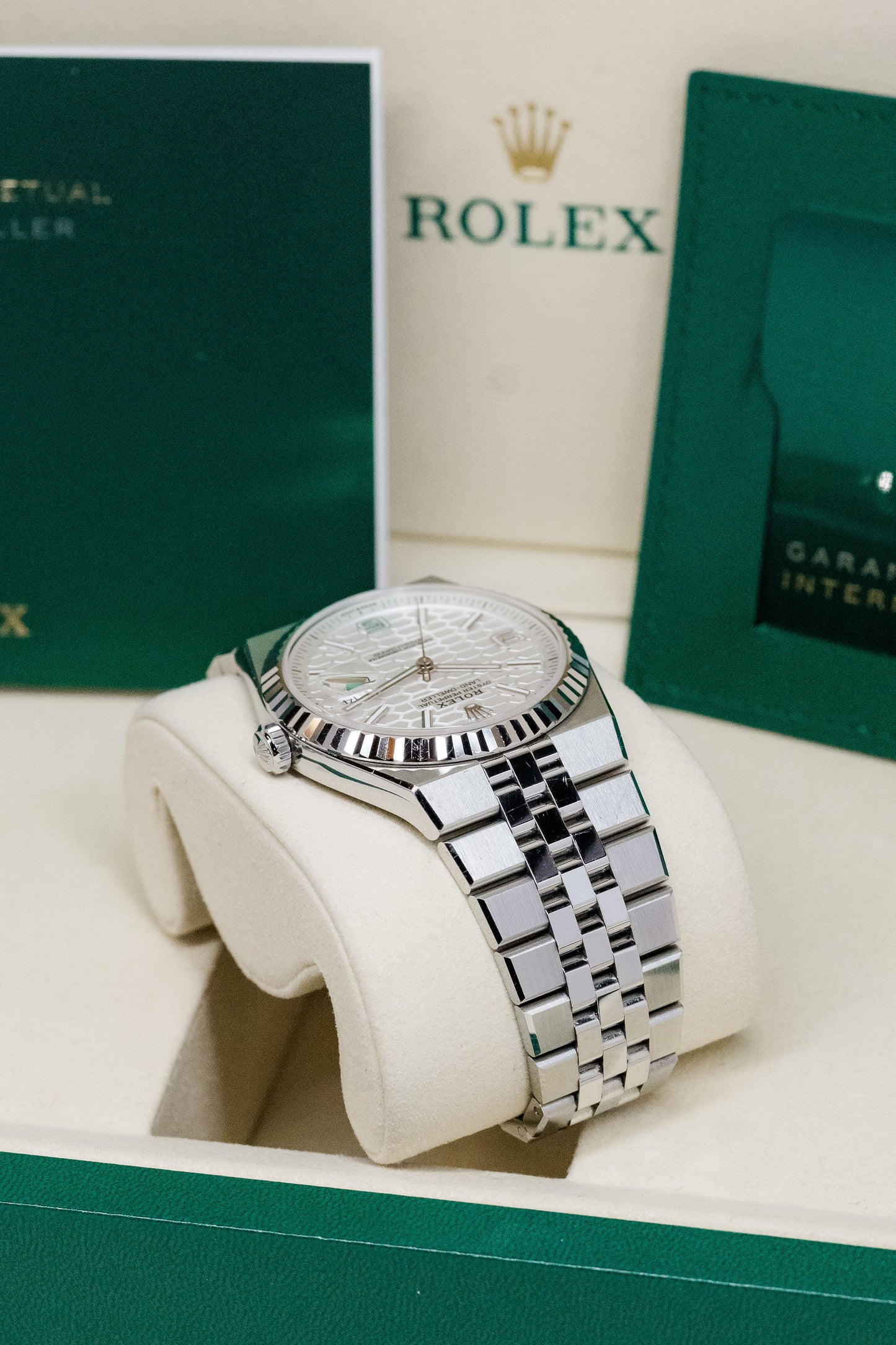 2025 Rolex Land-Dweller 40 127334