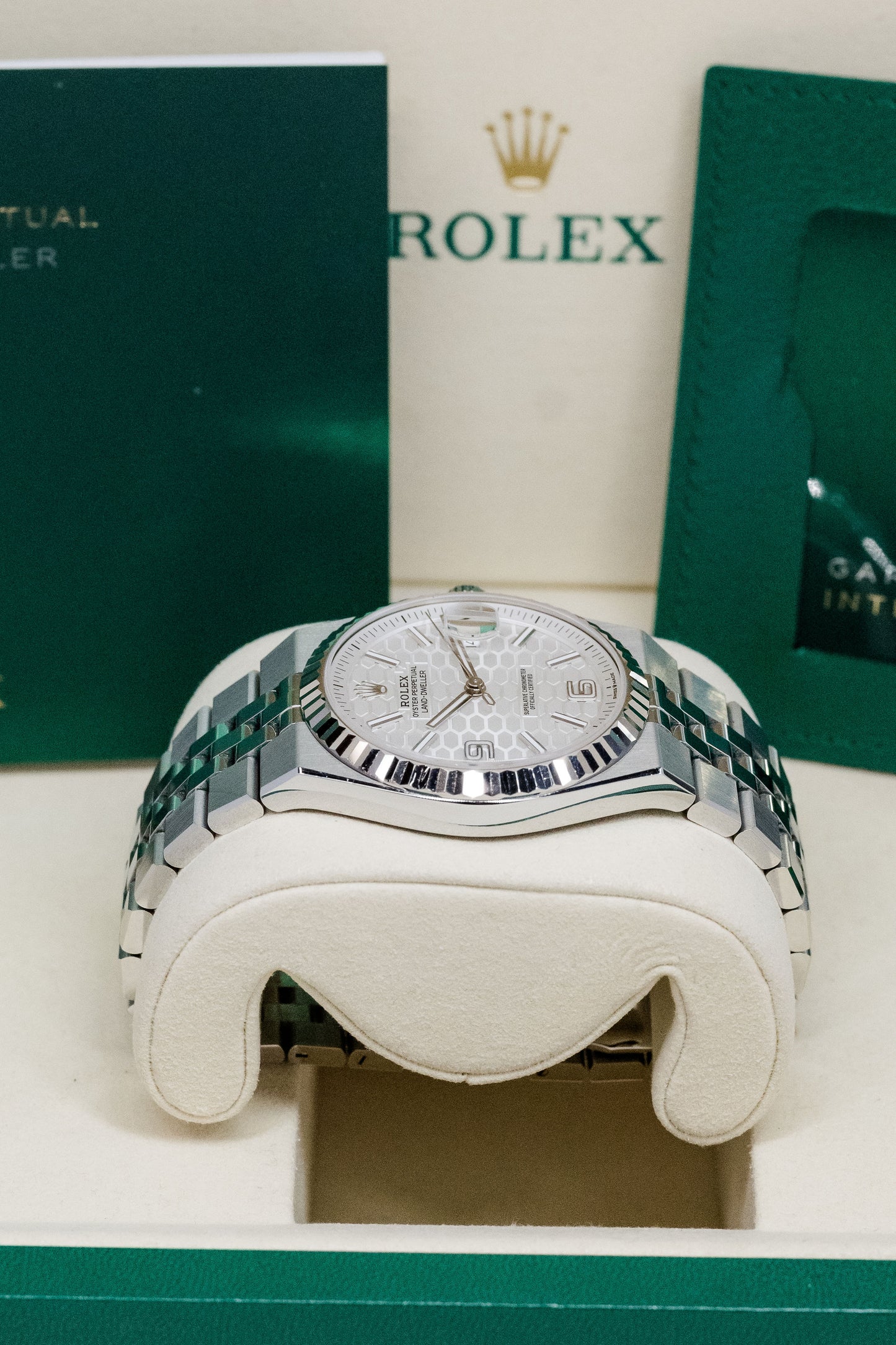 2025 Rolex Land-Dweller 40 127334