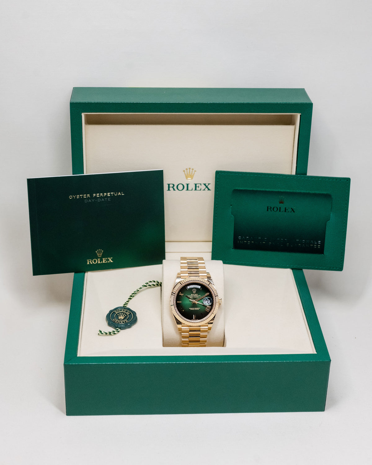 Rolex Day-Date 40 228238