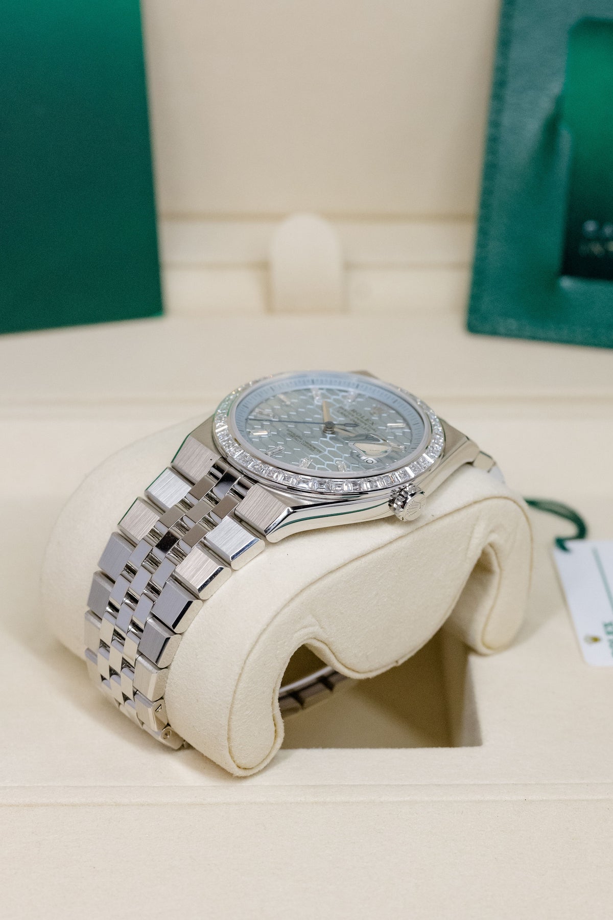 2026 Rolex Land-Dweller 40 127386TBR