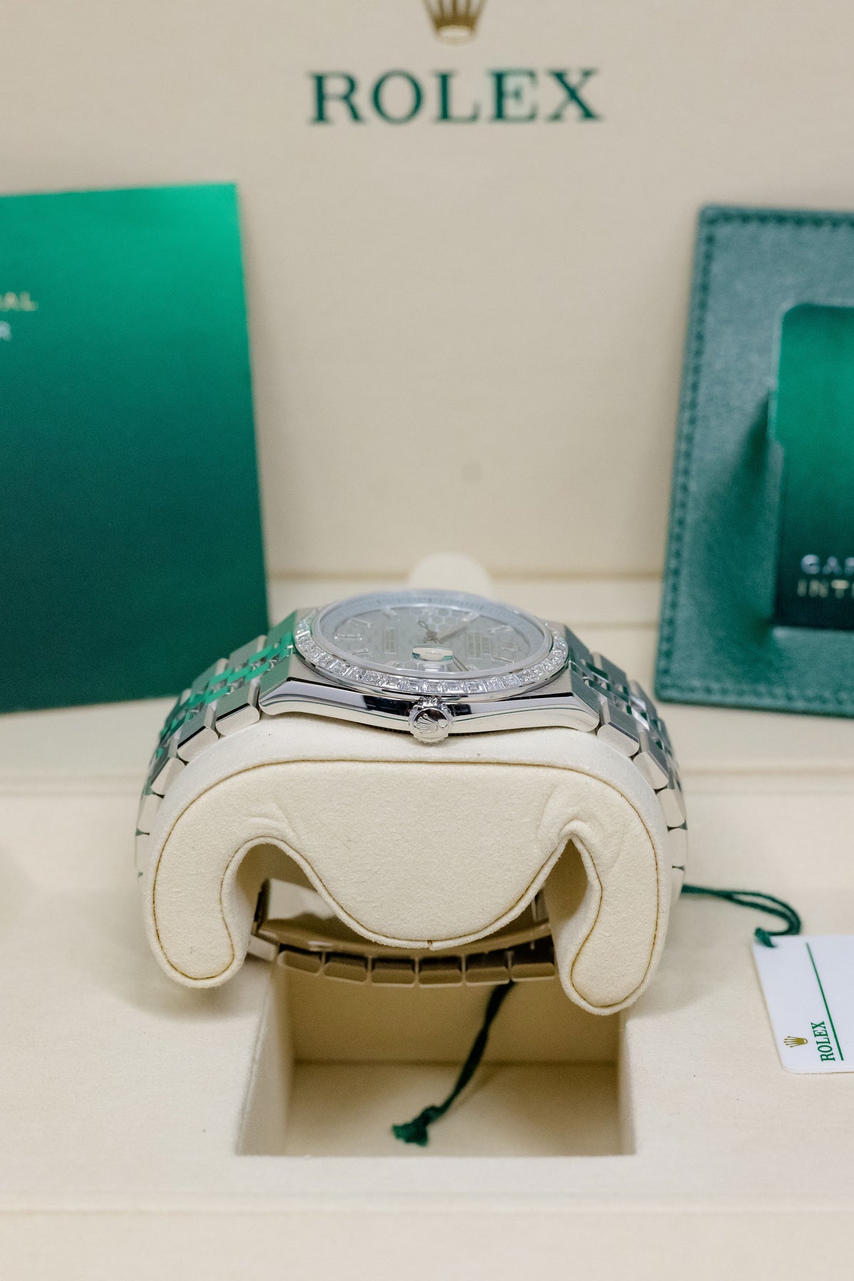 2026 Rolex Land-Dweller 40 127386TBR