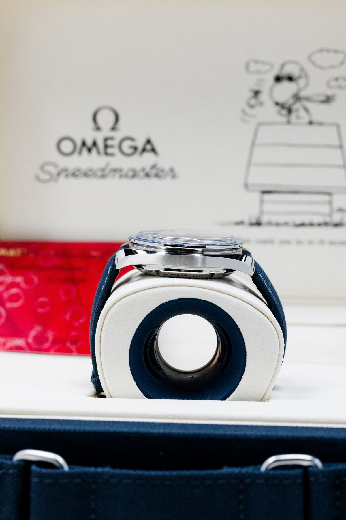 2026 Omega Speedmaster Snoopy 310.32.42.50.02.001