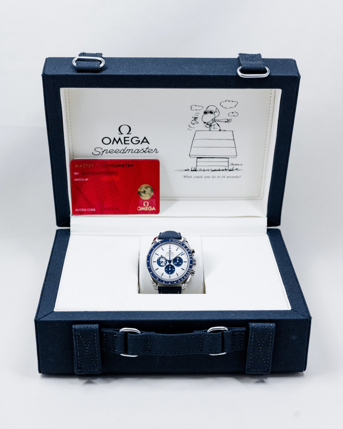 2026 Omega Speedmaster Snoopy 310.32.42.50.02.001