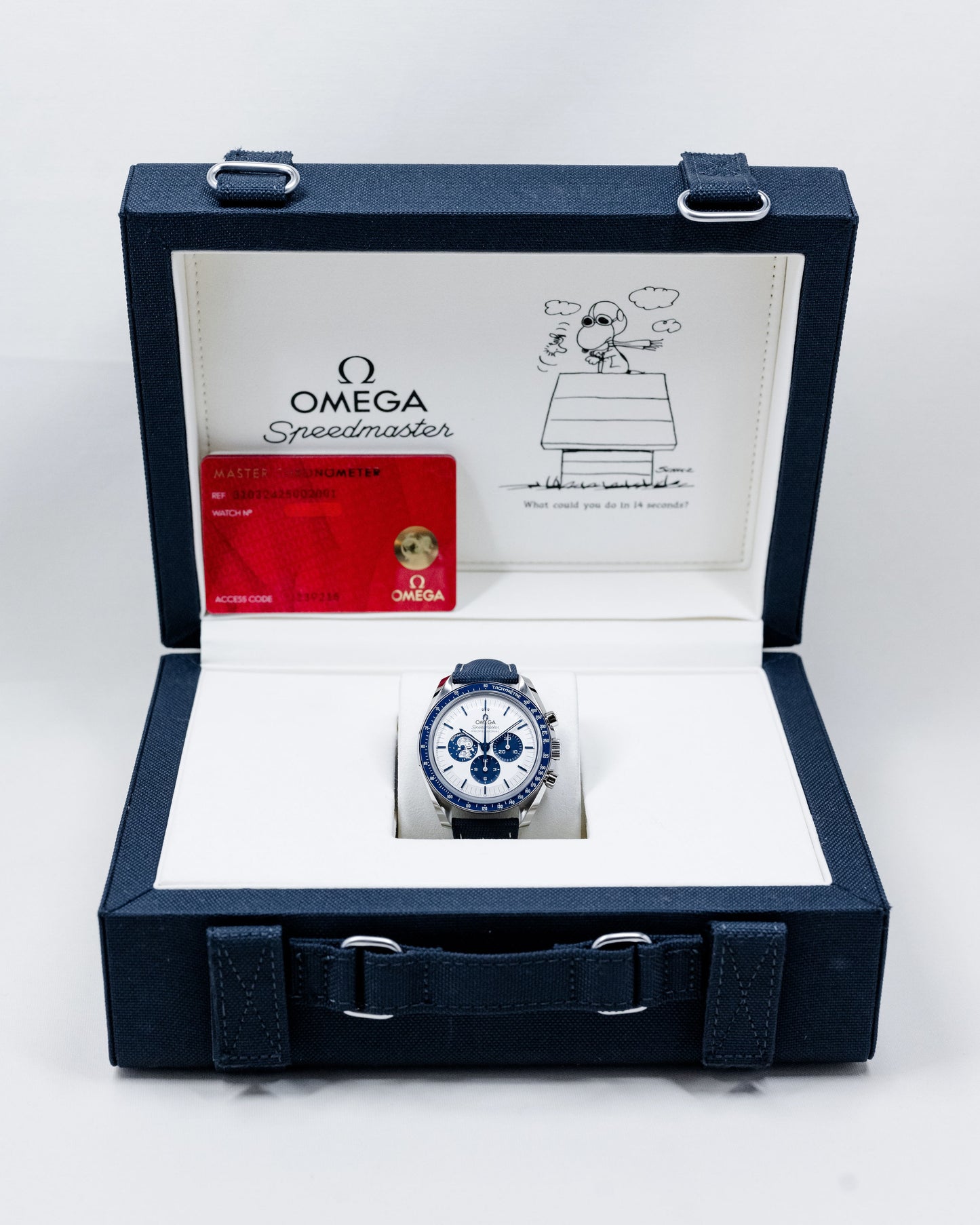 2026 Omega Speedmaster Snoopy 310.32.42.50.02.001