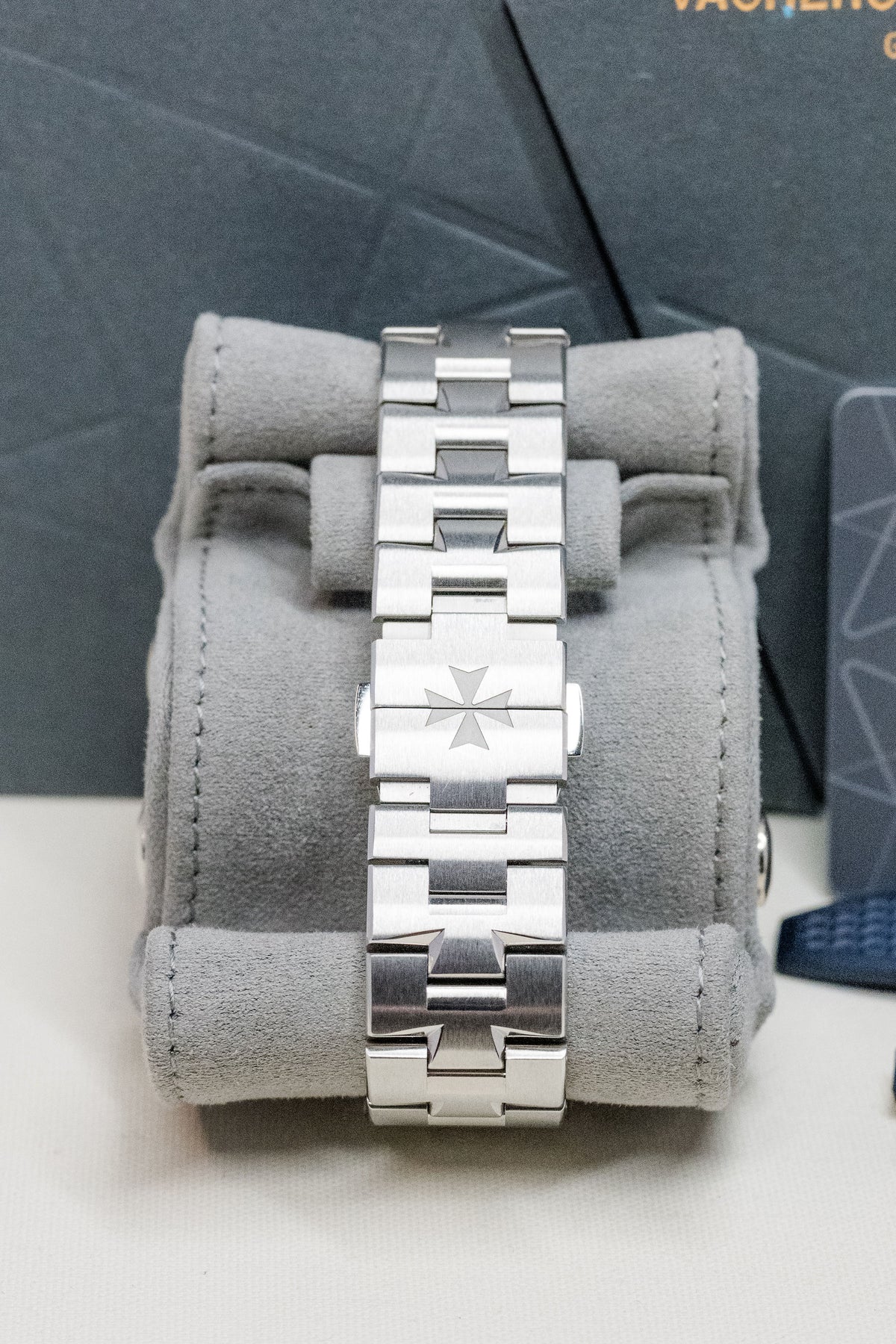 2025 Vacheron Constantin Overseas Dual Time 7920V