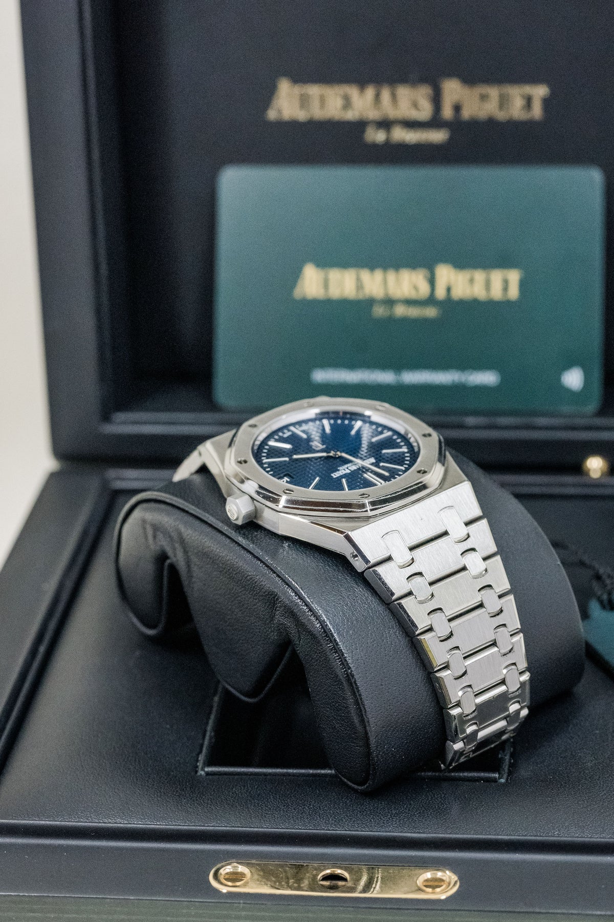 2022 Audemars Piguet Royal Oak Jumbo Extra-Thin 16202ST