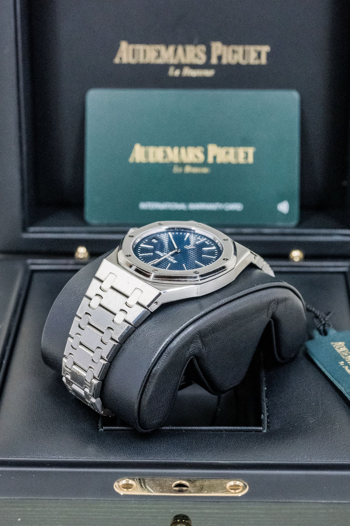 2022 Audemars Piguet Royal Oak Jumbo Extra-Thin 16202ST